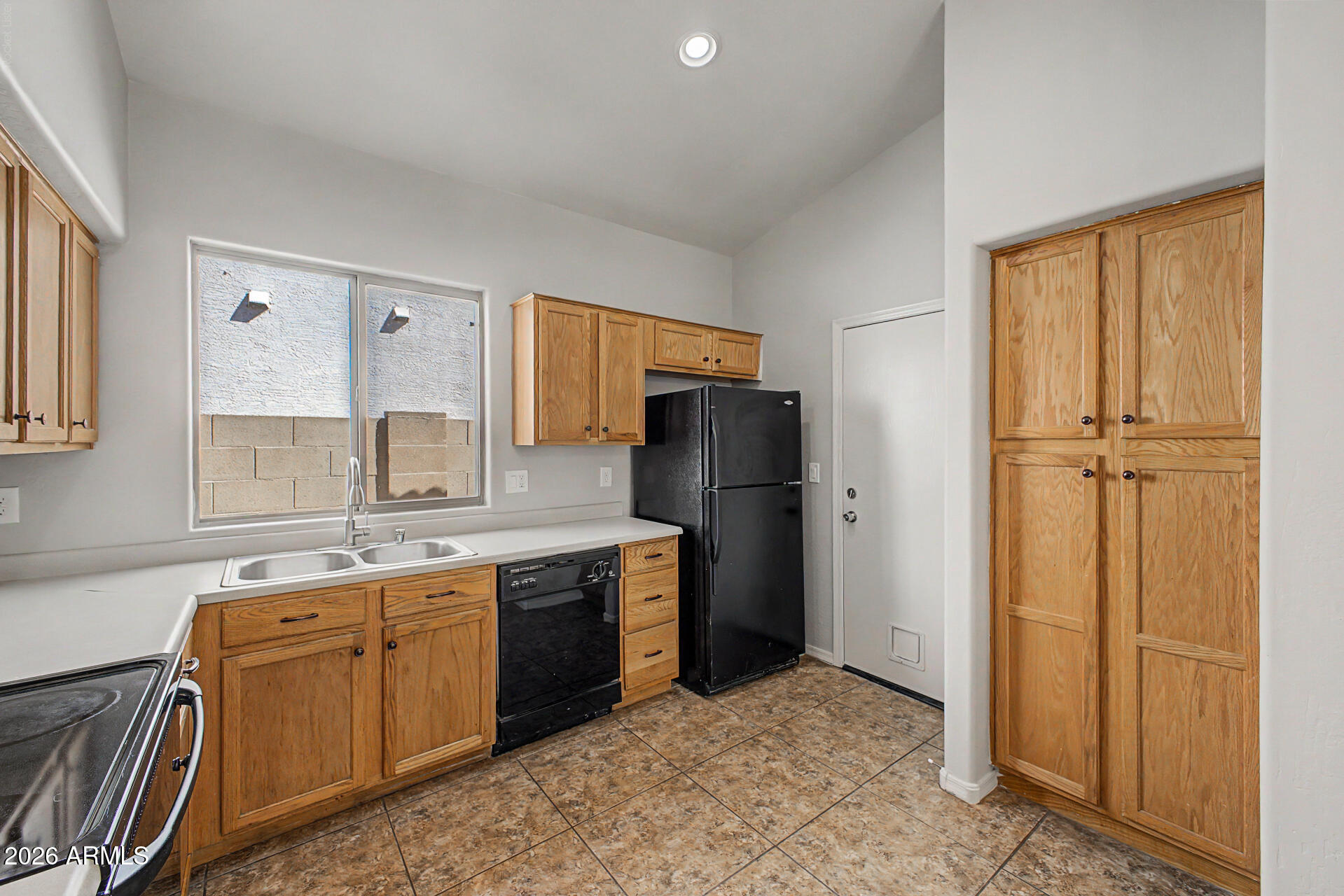 PARCEL 32B AT TATUM RANCH - Residential