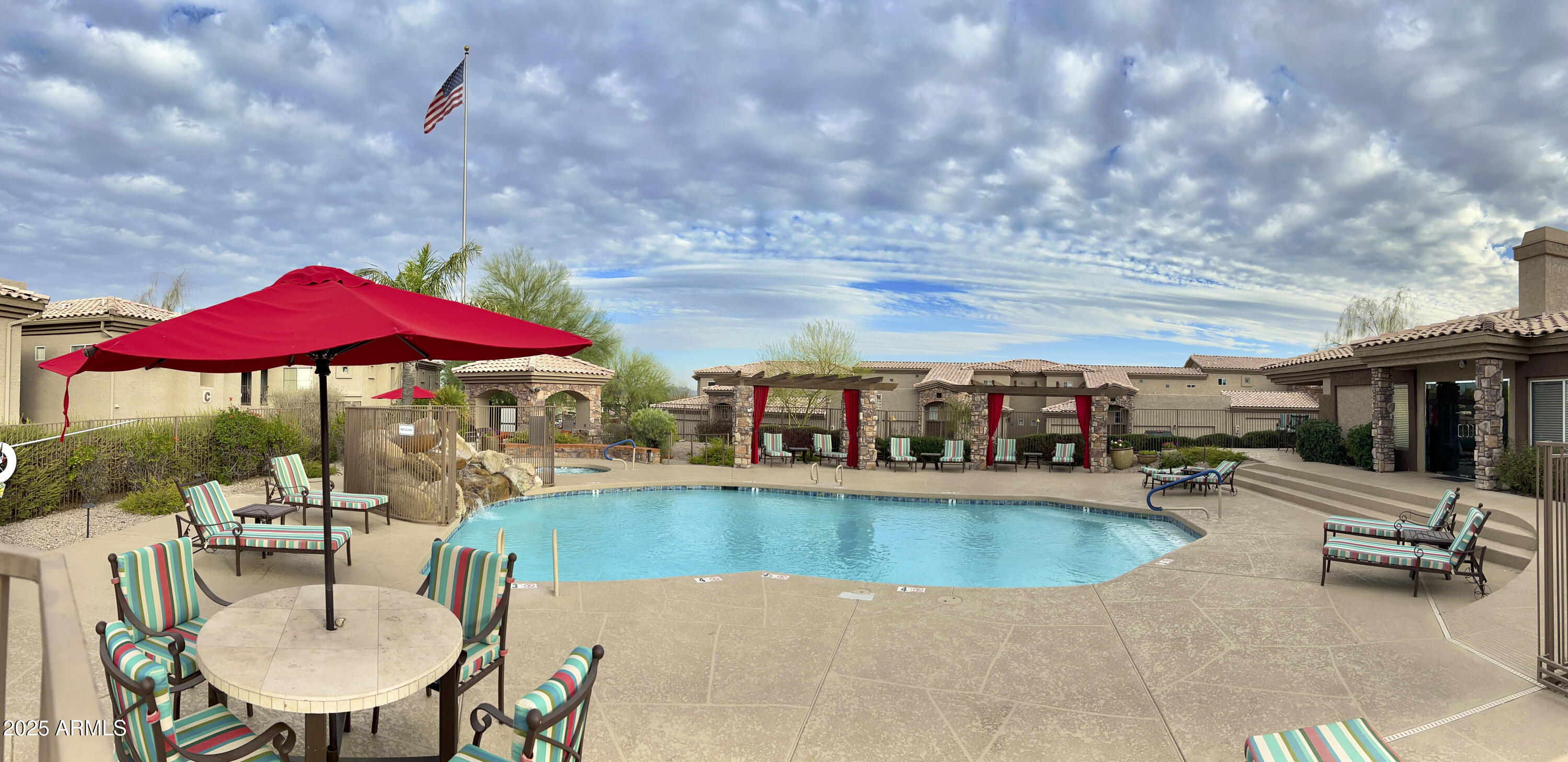 FOUR PEAKS VISTA CONDOMINIUM - Residential