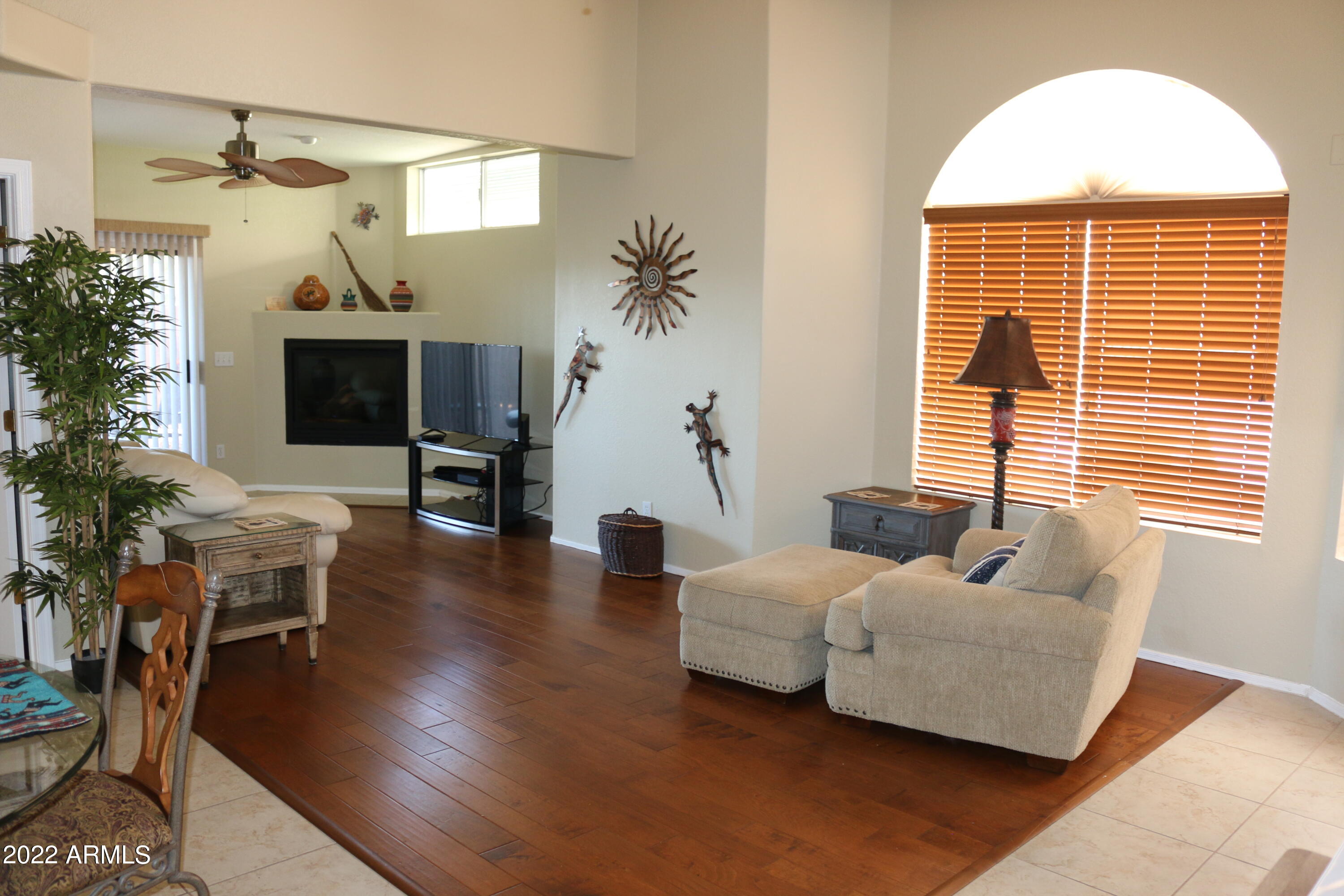 SIERRA SPRINGS - Residential