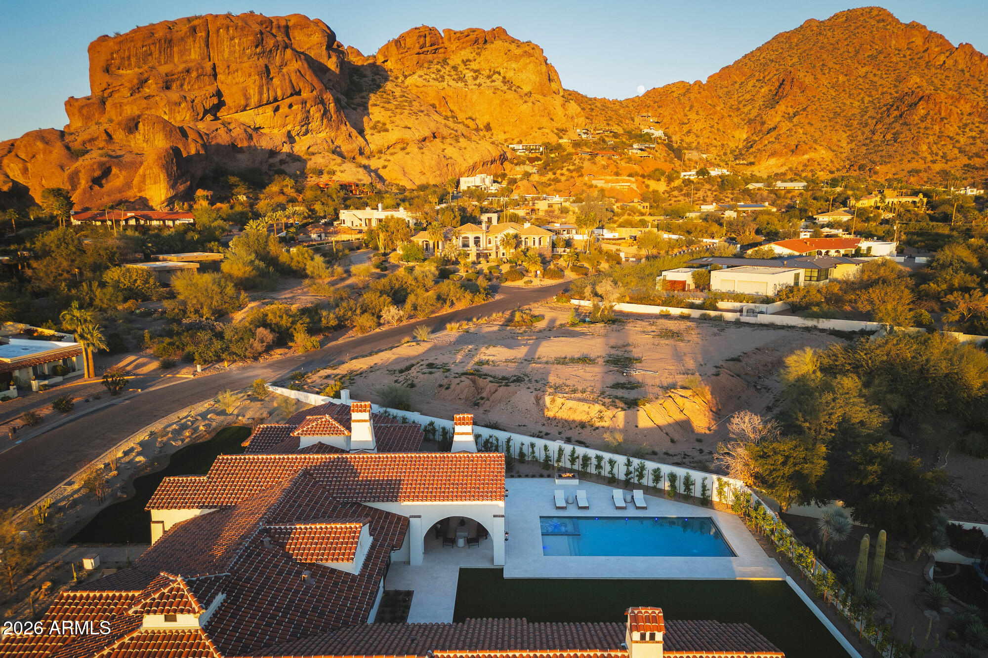 CAMELBACK SIERRA - Residential