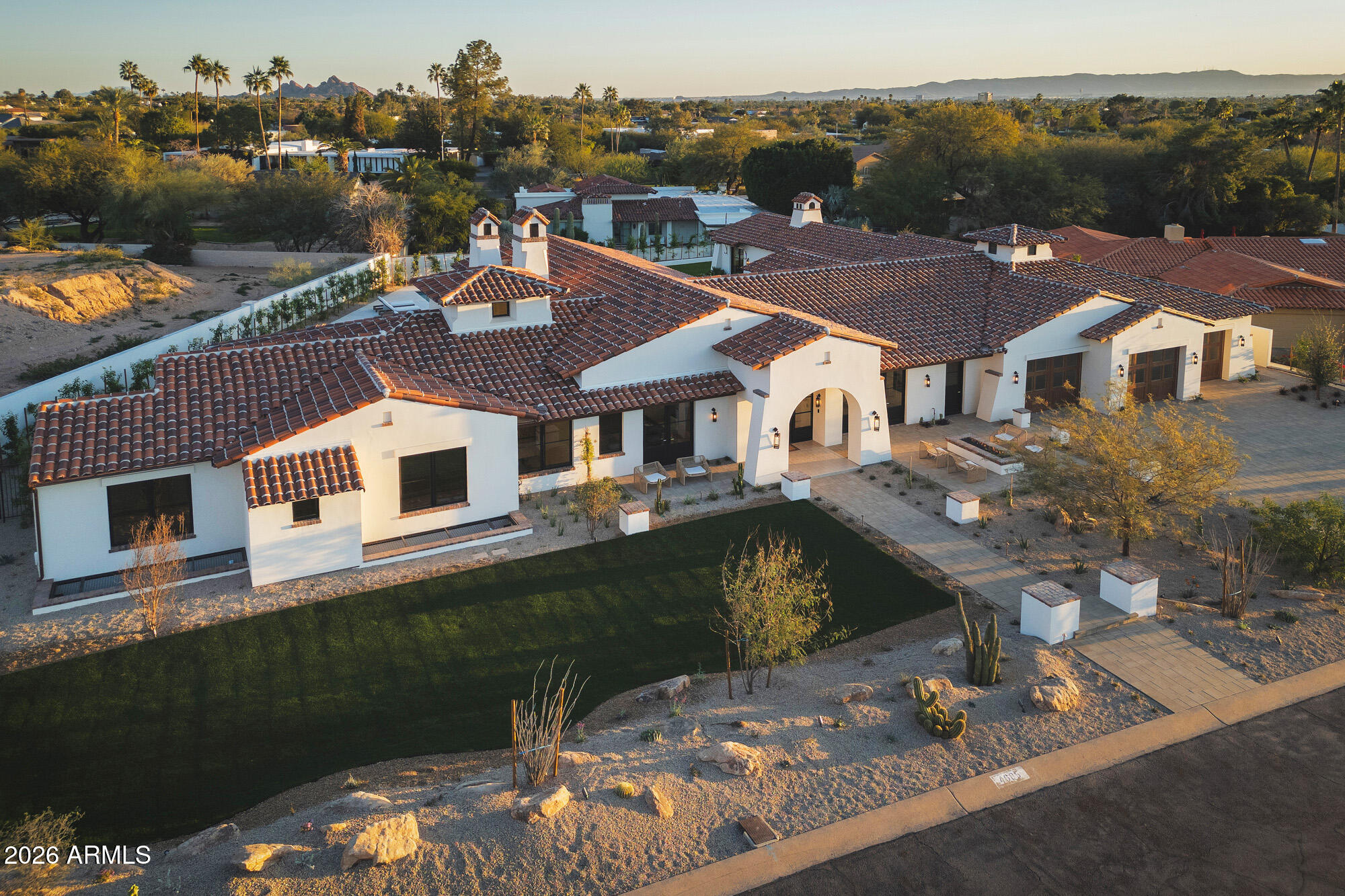 CAMELBACK SIERRA - Residential