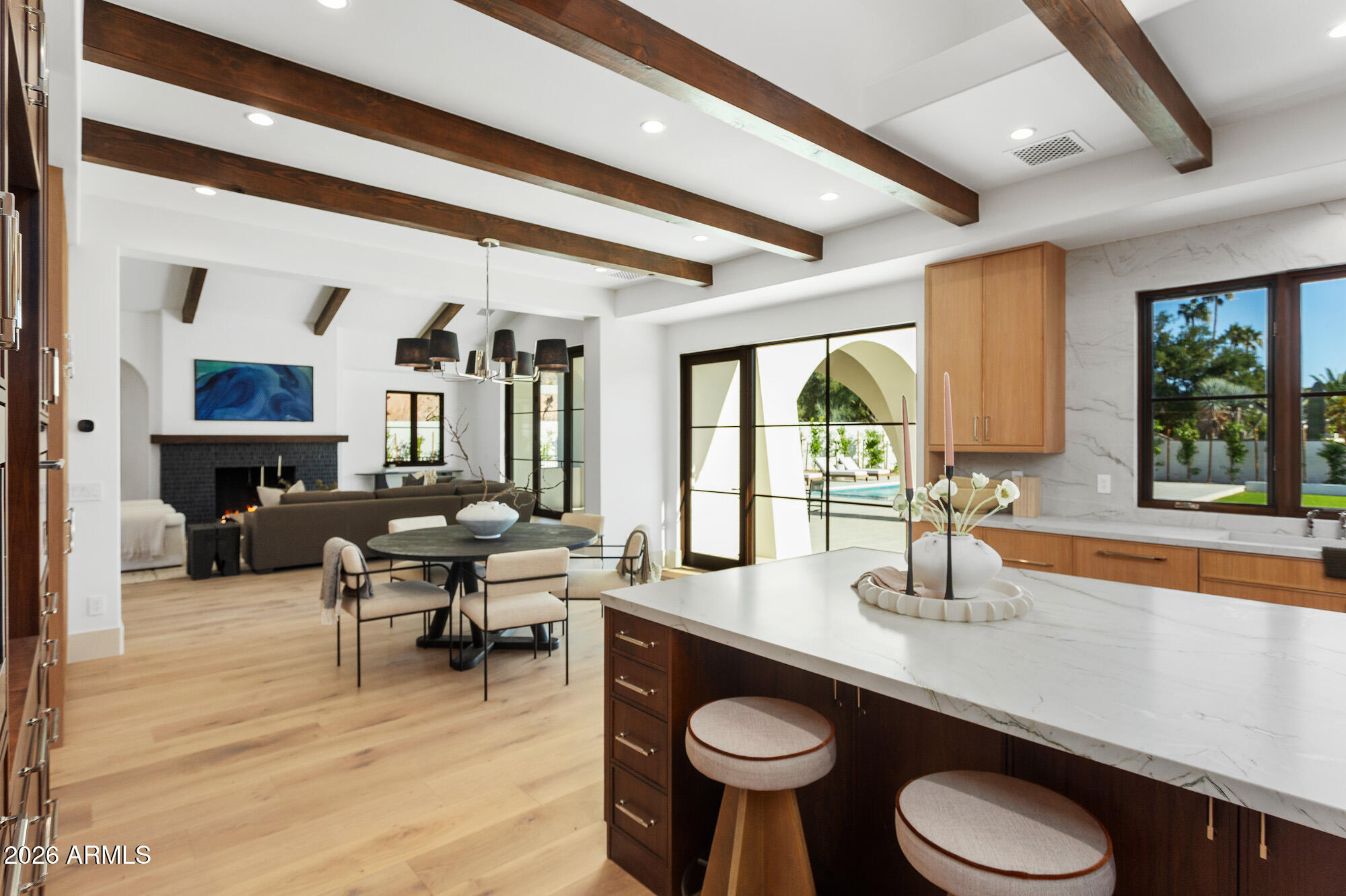 CAMELBACK SIERRA - Residential