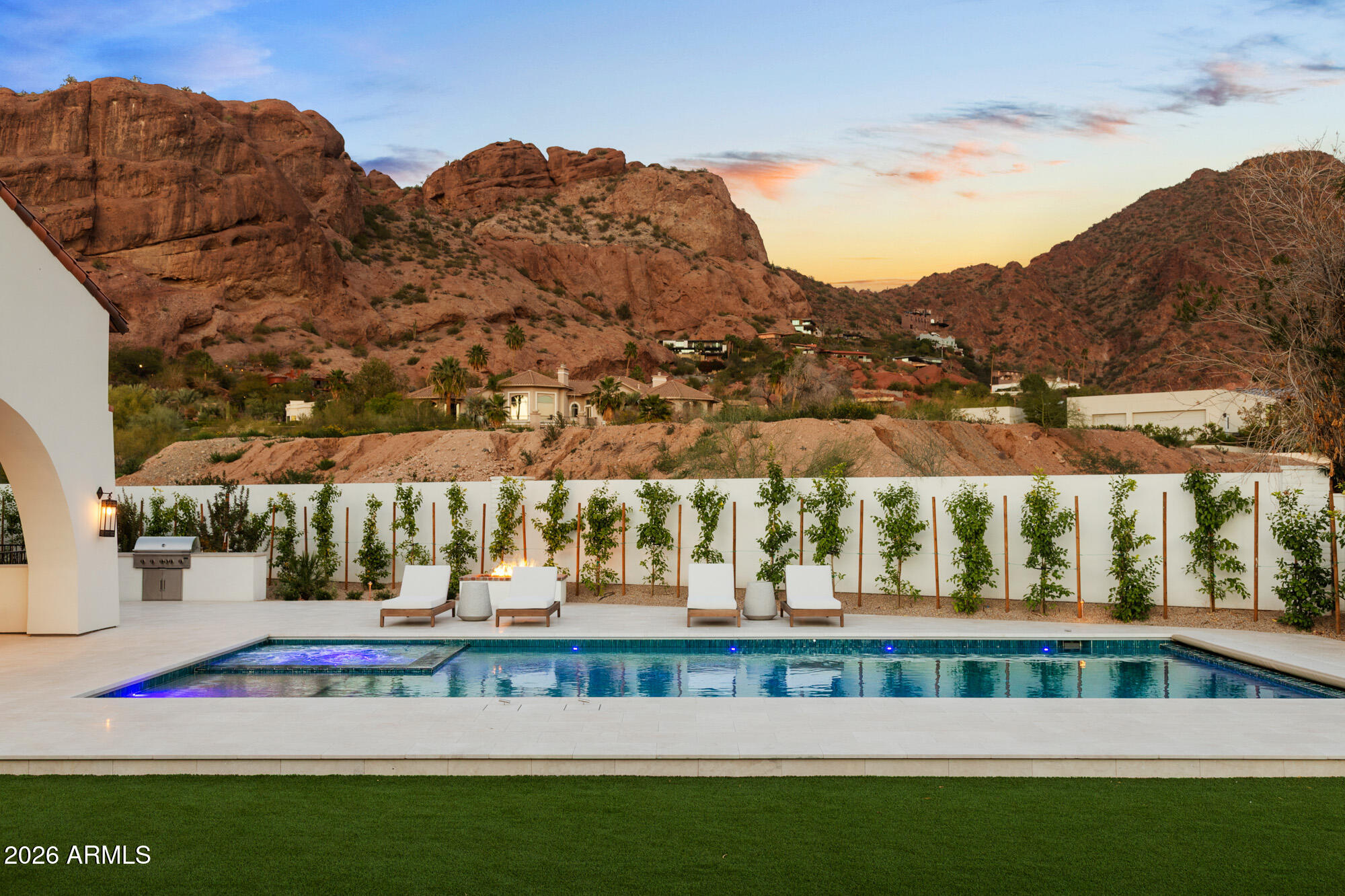 CAMELBACK SIERRA - Residential