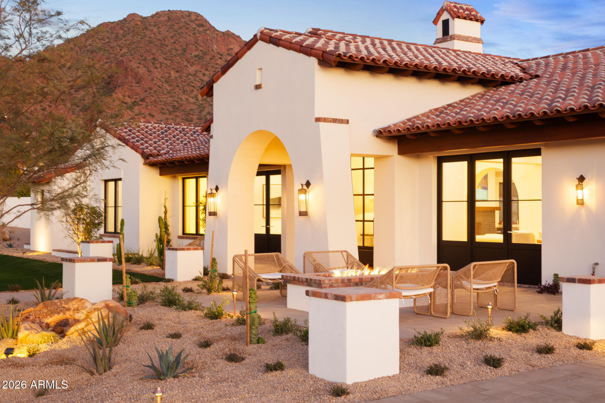 CAMELBACK SIERRA - Residential
