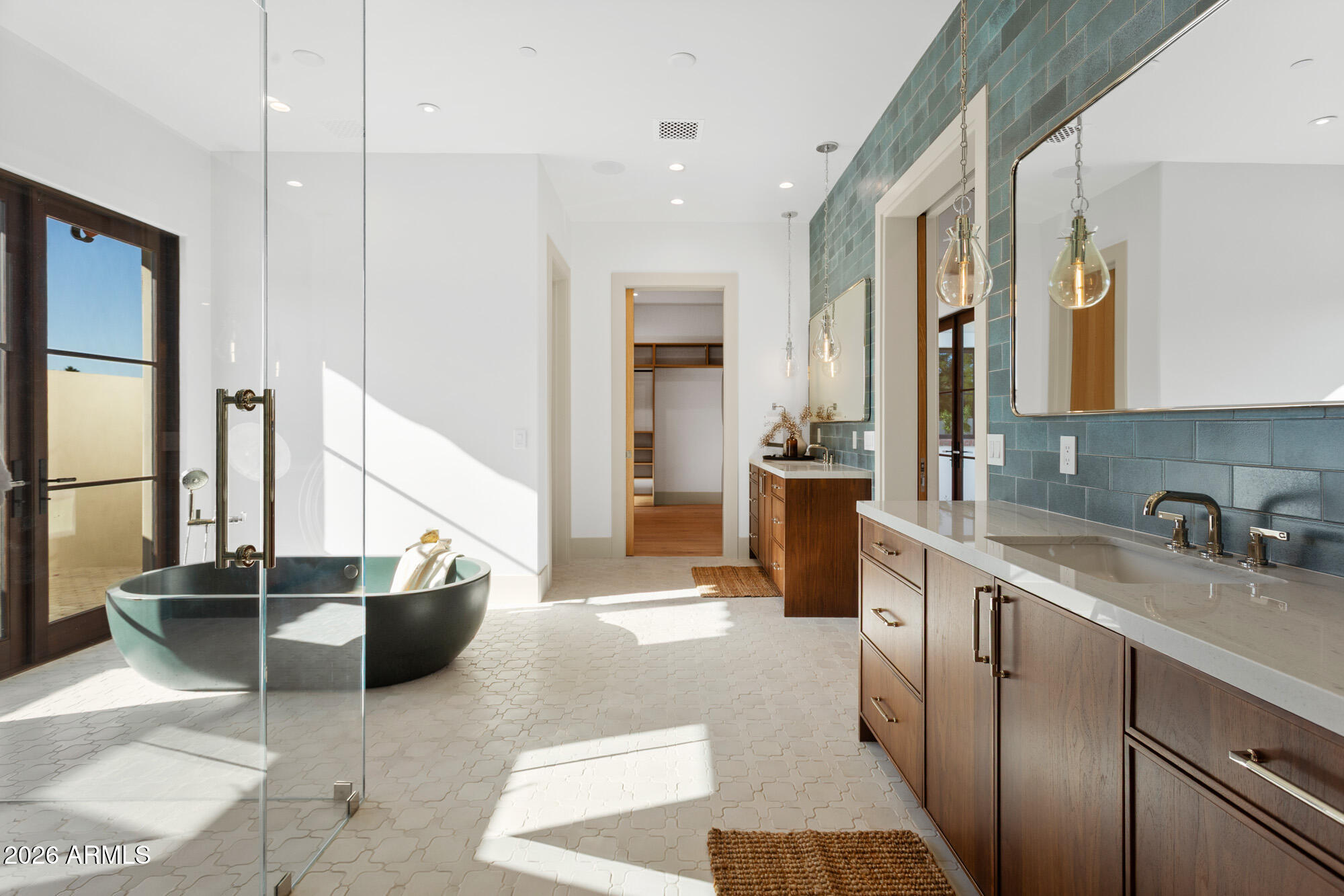 CAMELBACK SIERRA - Residential