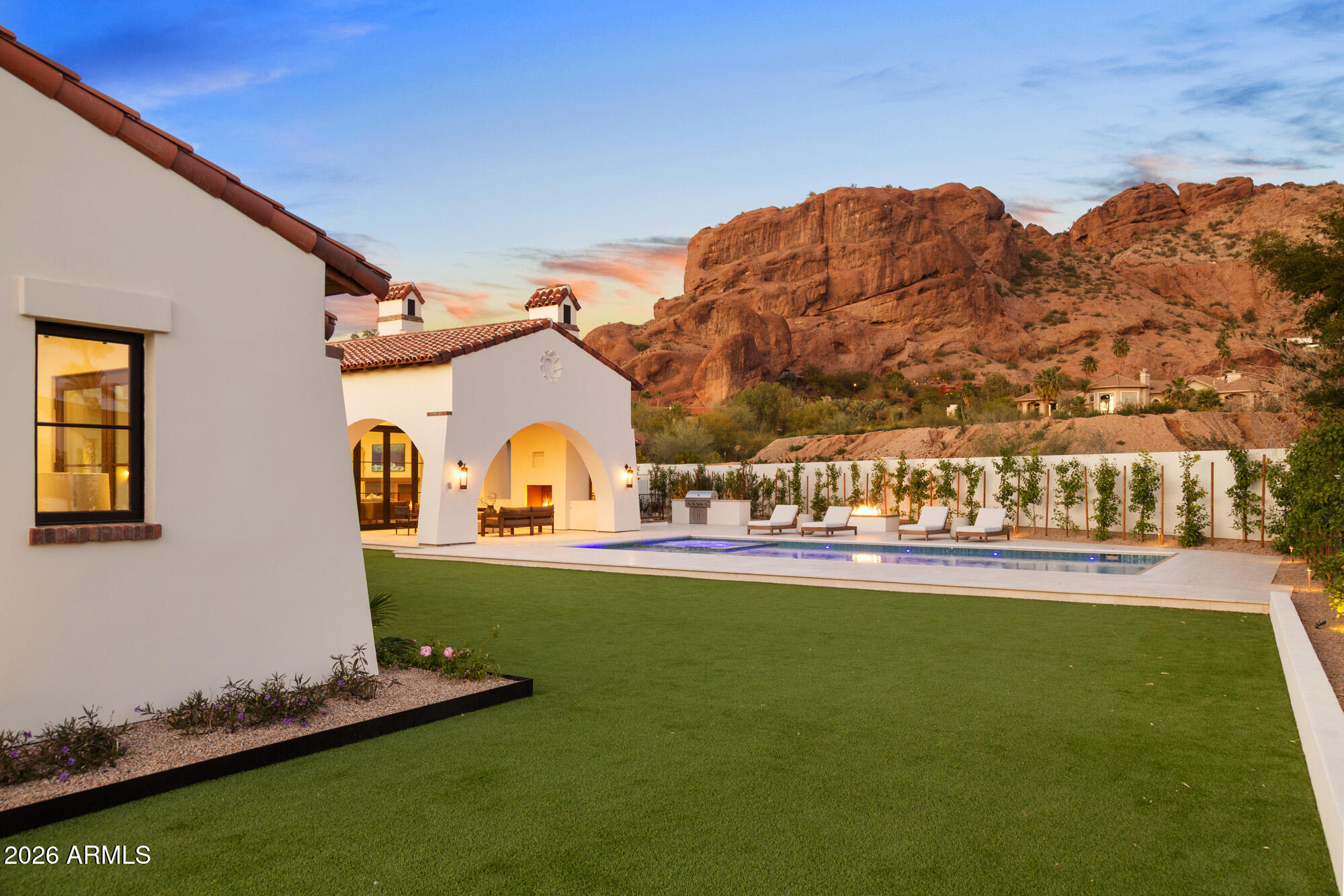CAMELBACK SIERRA - Residential