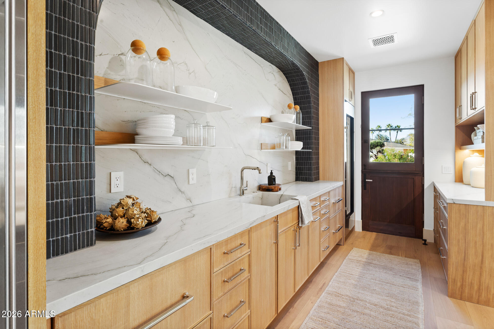 CAMELBACK SIERRA - Residential