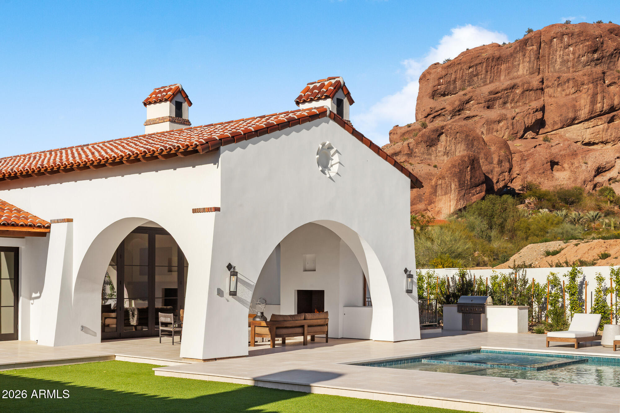 CAMELBACK SIERRA - Residential