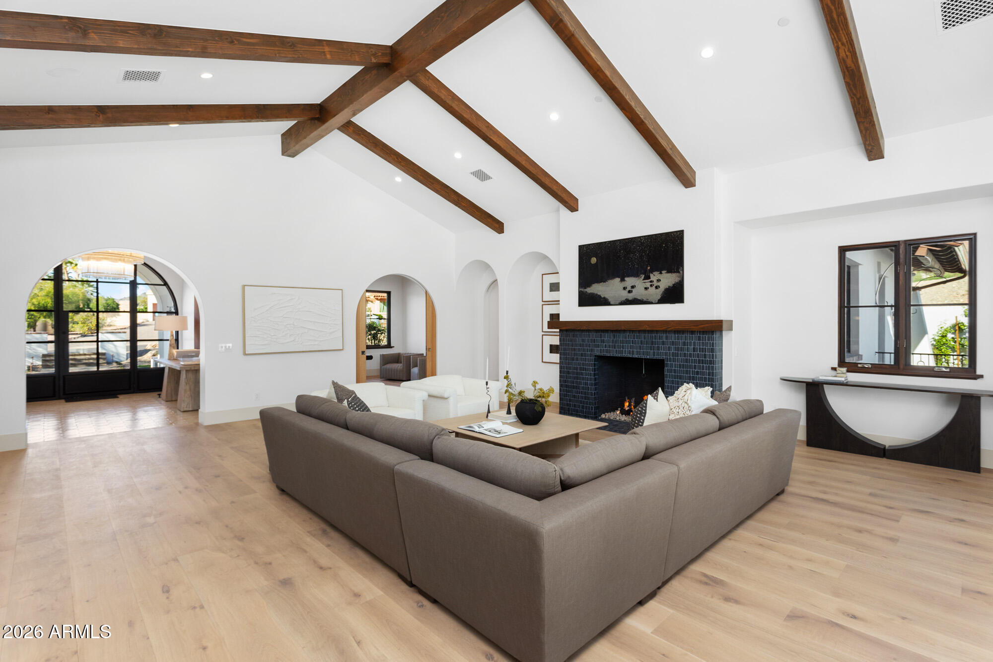 CAMELBACK SIERRA - Residential