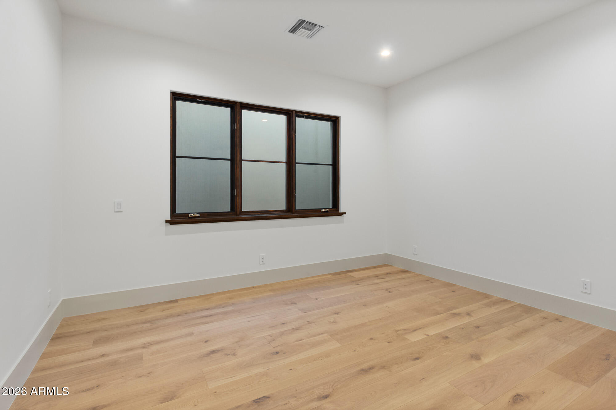 CAMELBACK SIERRA - Residential