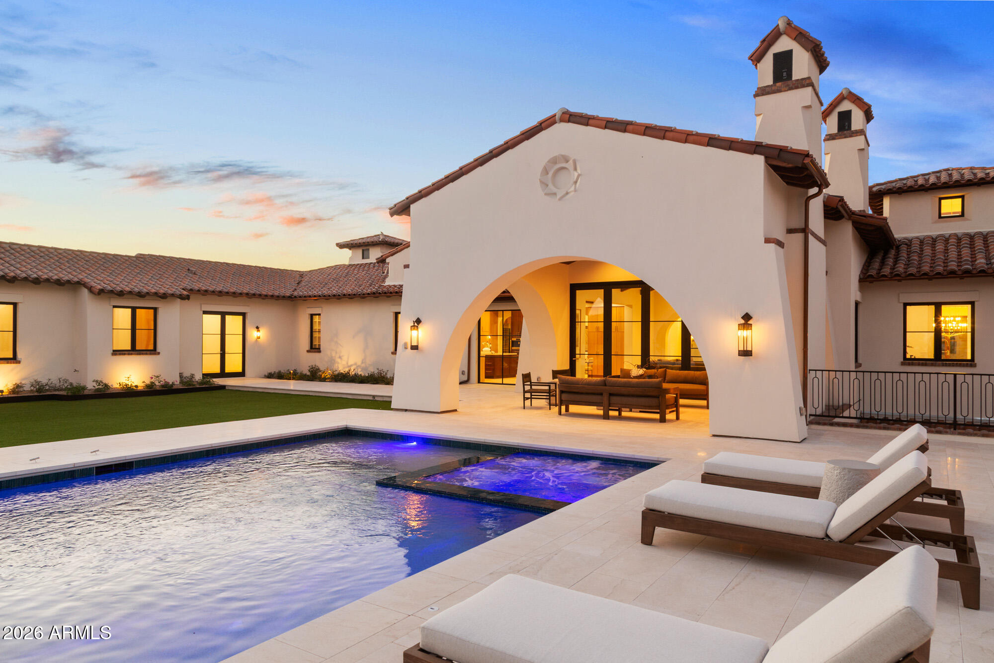 CAMELBACK SIERRA - Residential