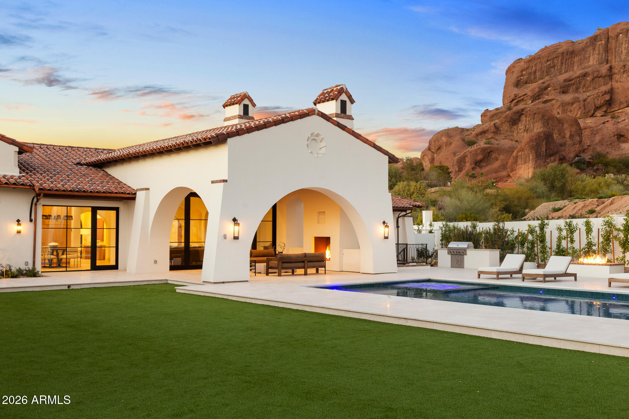 CAMELBACK SIERRA - Residential