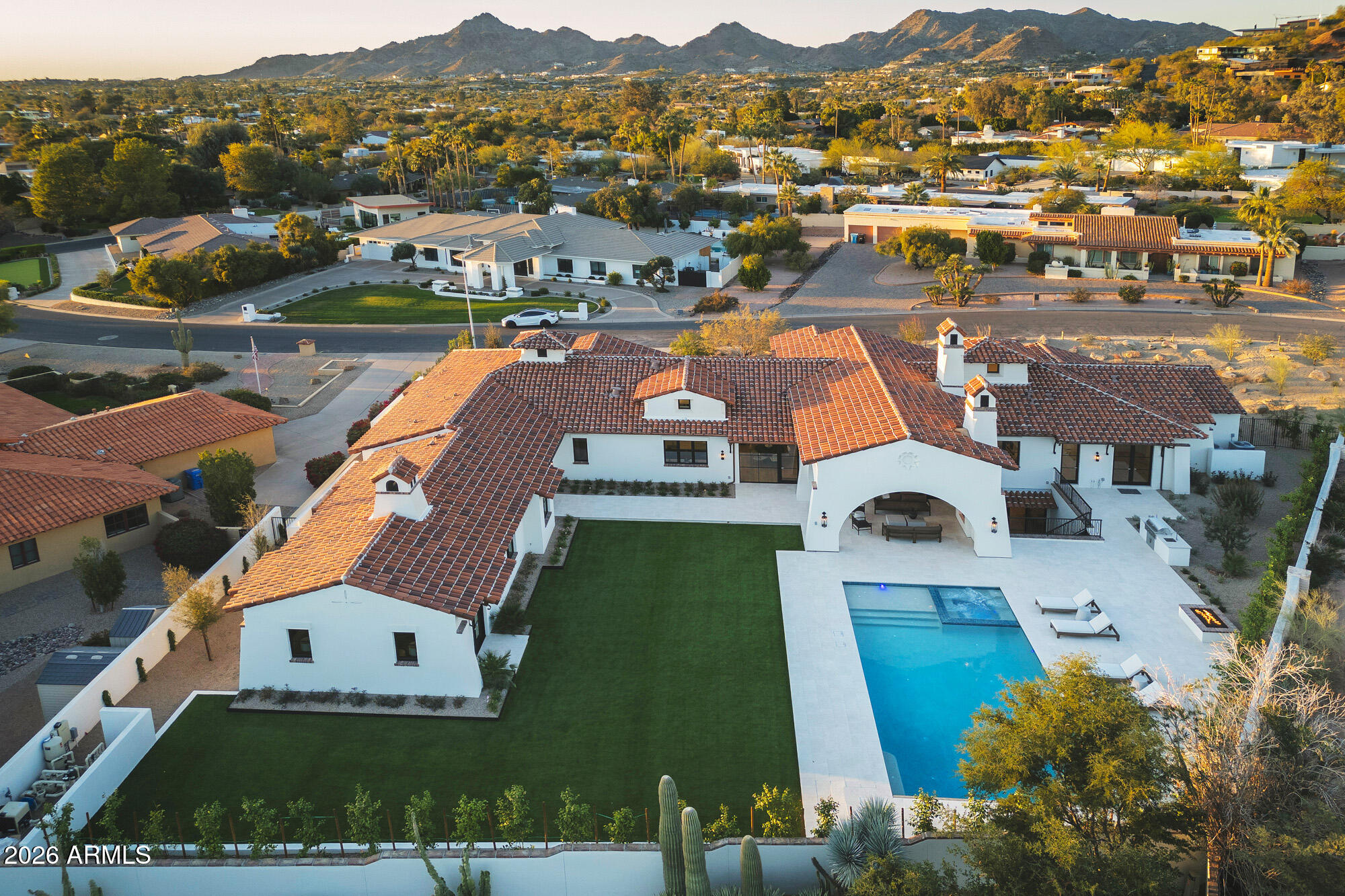 CAMELBACK SIERRA - Residential