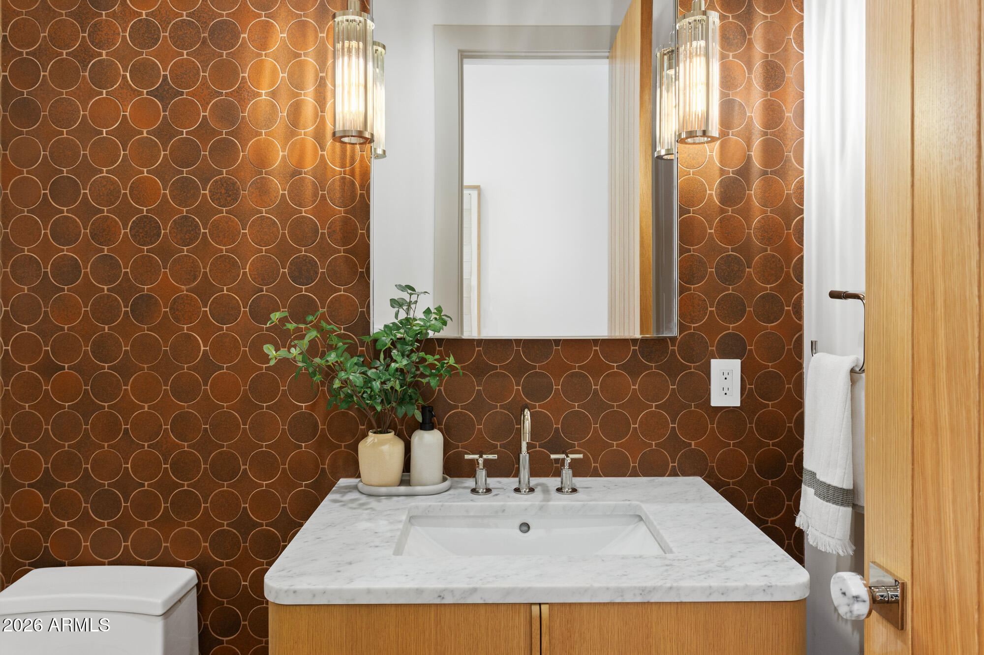 CAMELBACK SIERRA - Residential