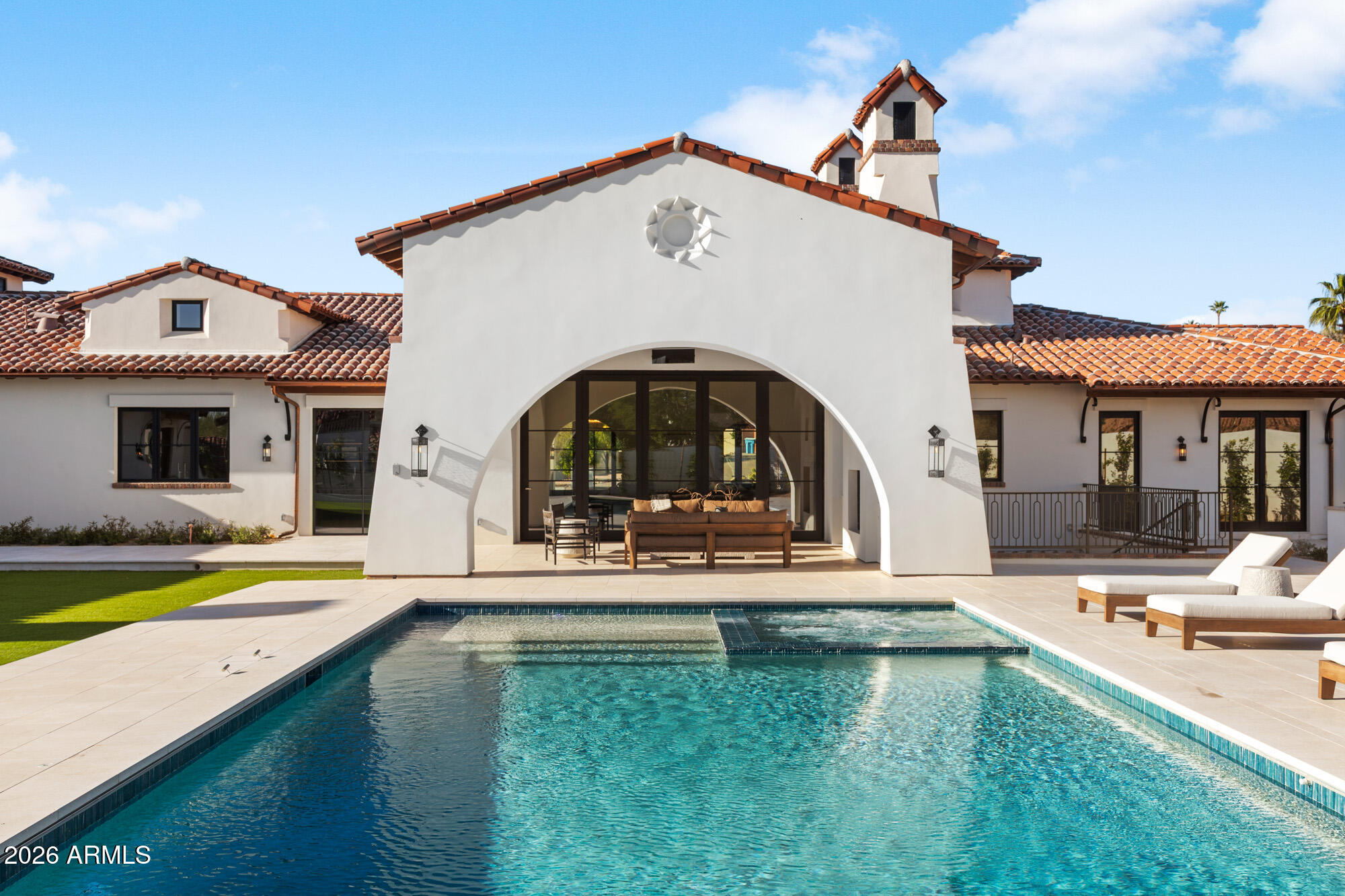 CAMELBACK SIERRA - Residential