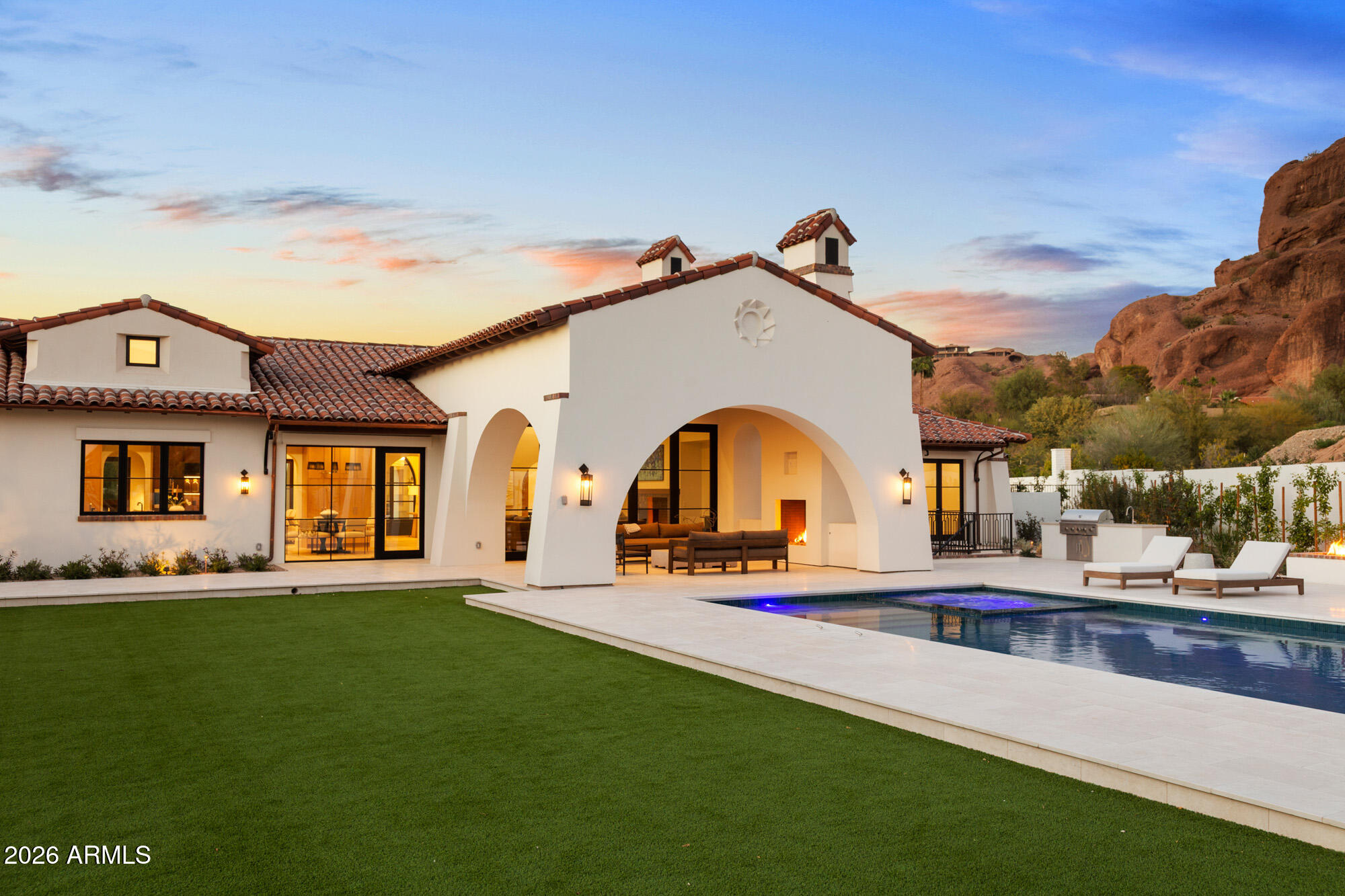 CAMELBACK SIERRA - Residential