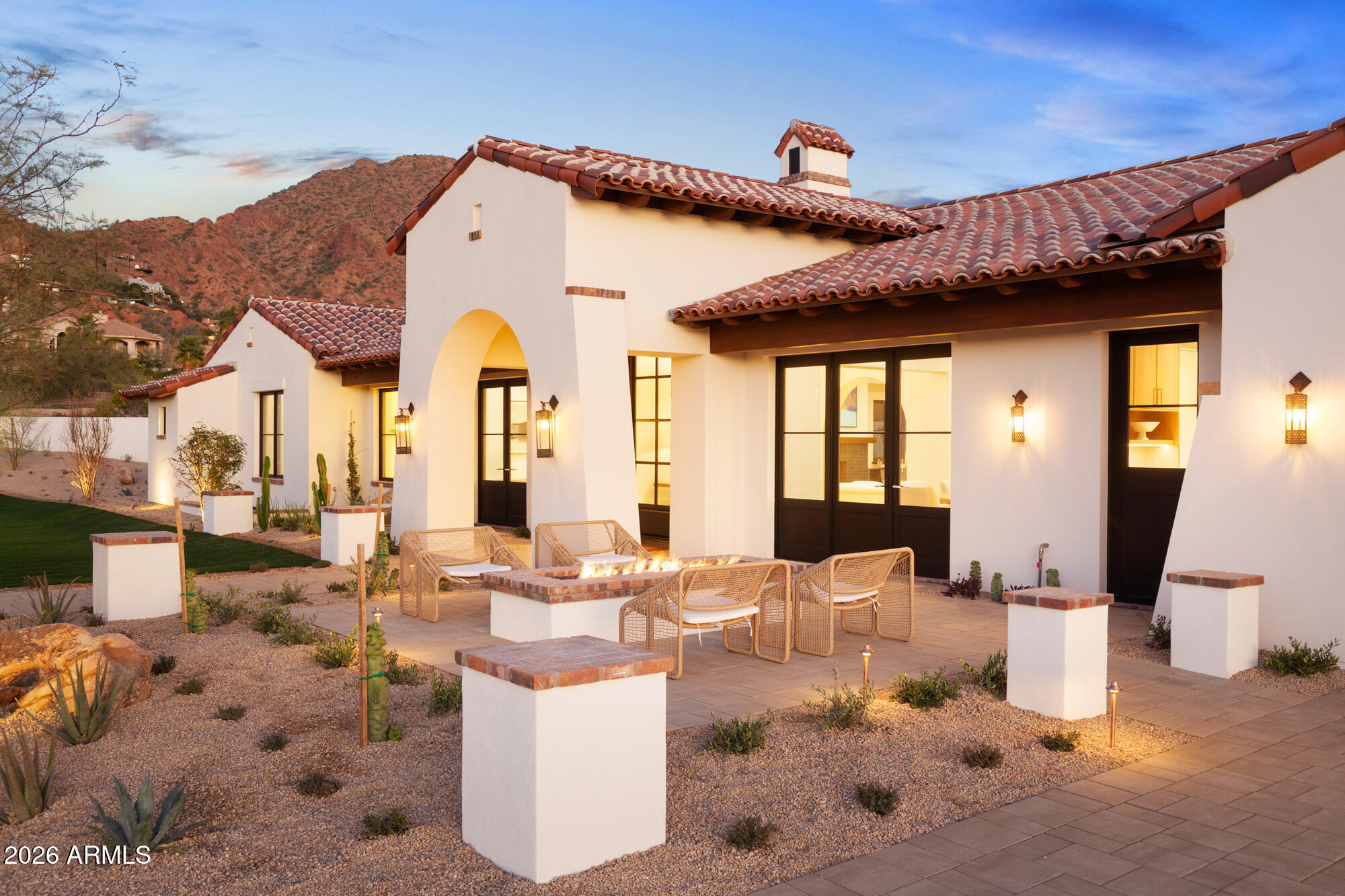 CAMELBACK SIERRA - Residential