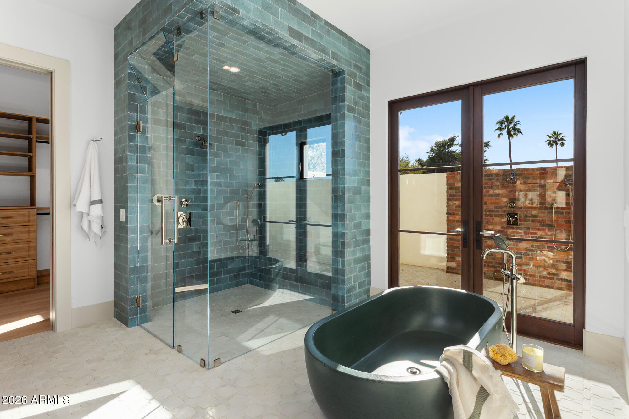 CAMELBACK SIERRA - Residential