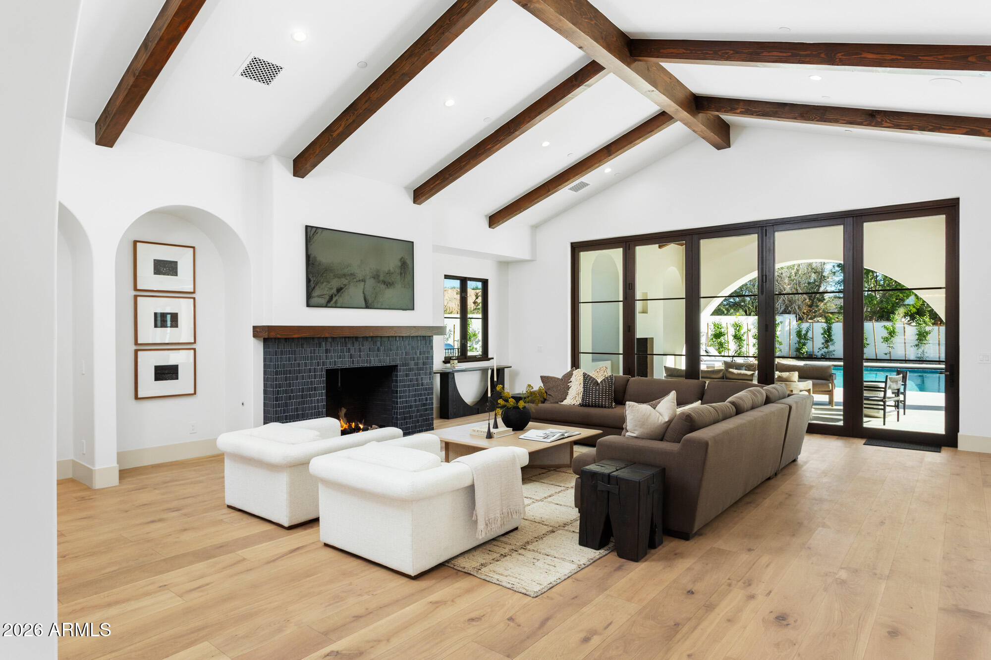 CAMELBACK SIERRA - Residential