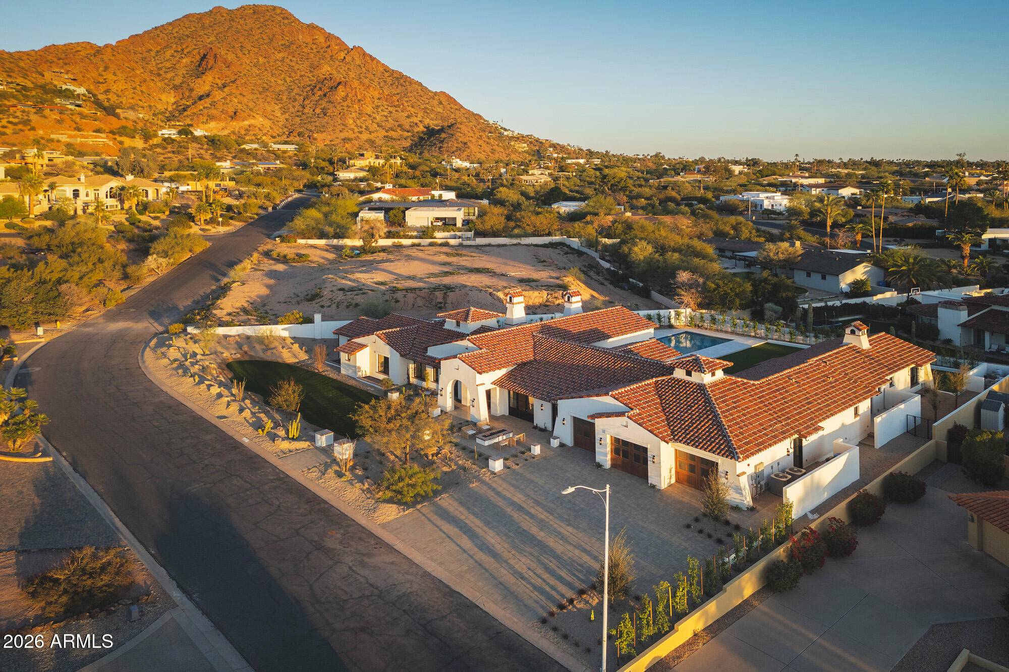 CAMELBACK SIERRA - Residential