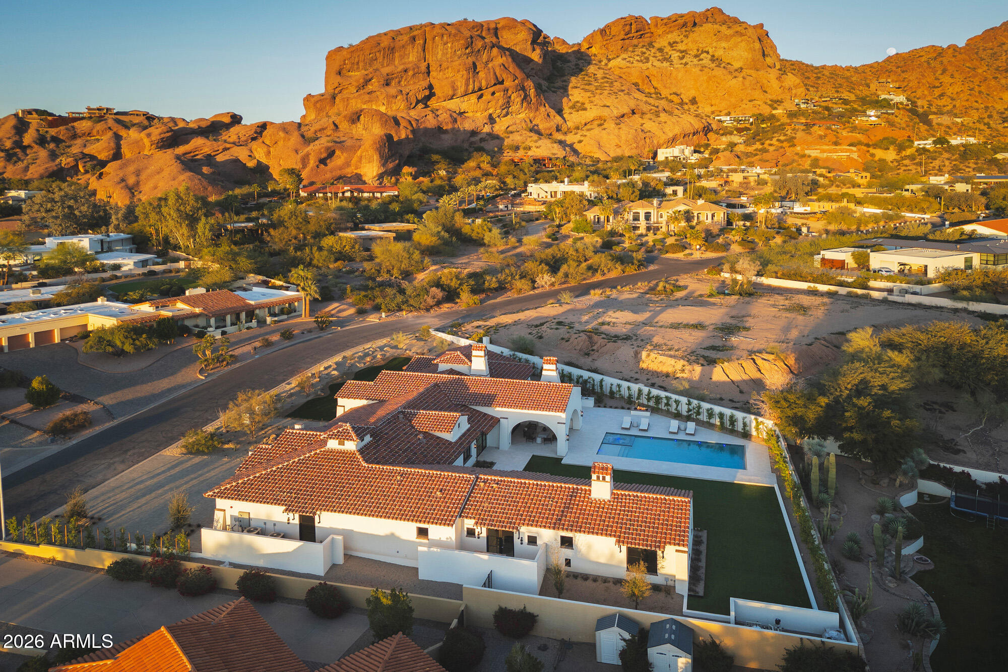 CAMELBACK SIERRA - Residential