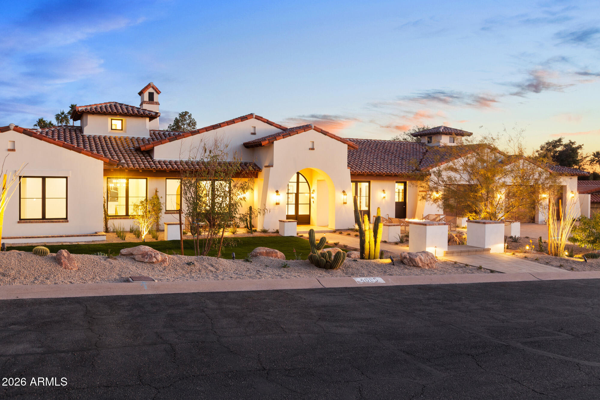 CAMELBACK SIERRA - Residential
