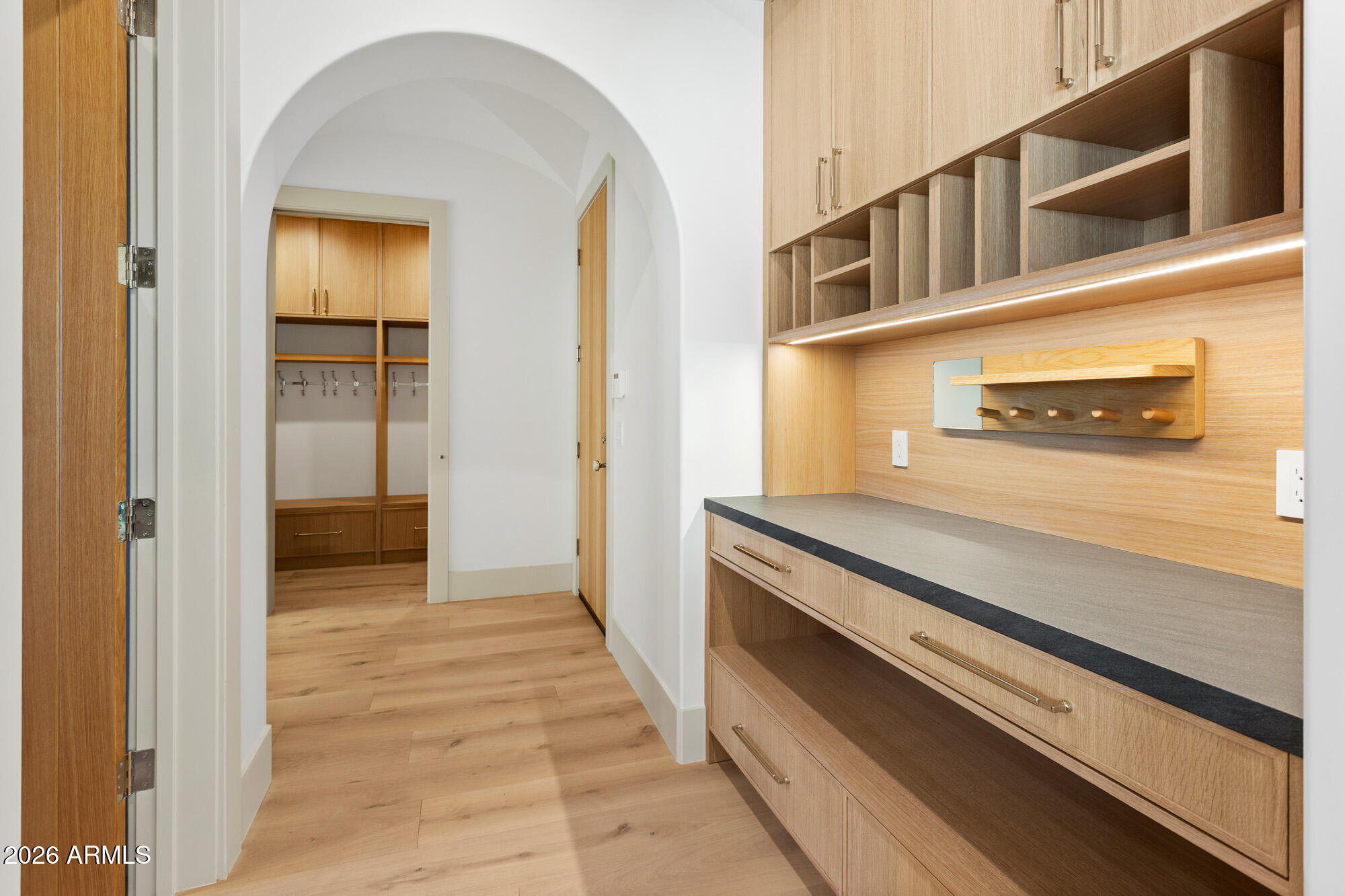CAMELBACK SIERRA - Residential