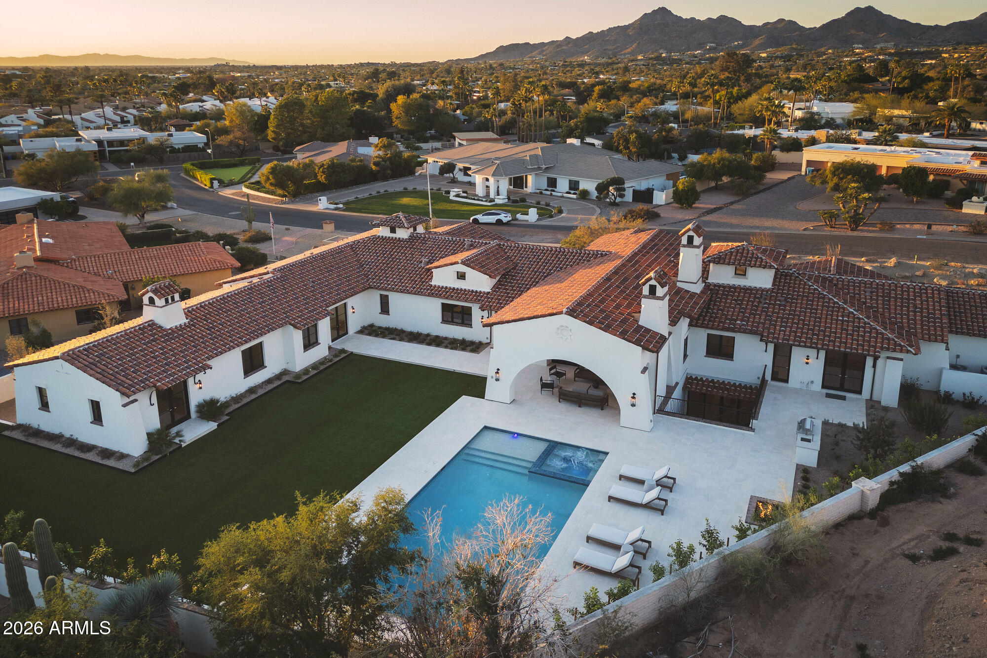 CAMELBACK SIERRA - Residential