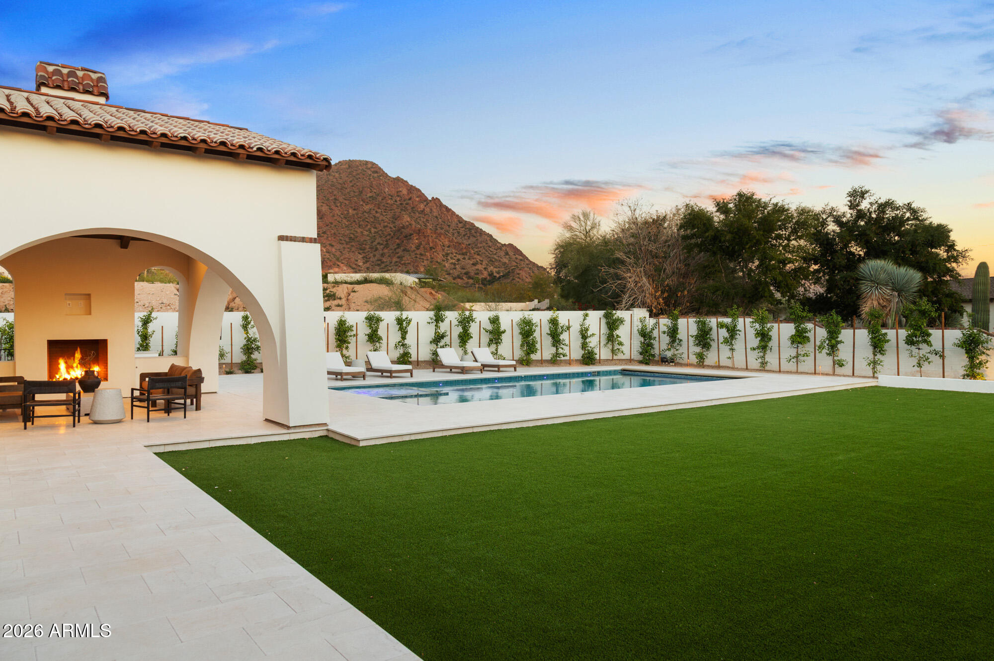 CAMELBACK SIERRA - Residential