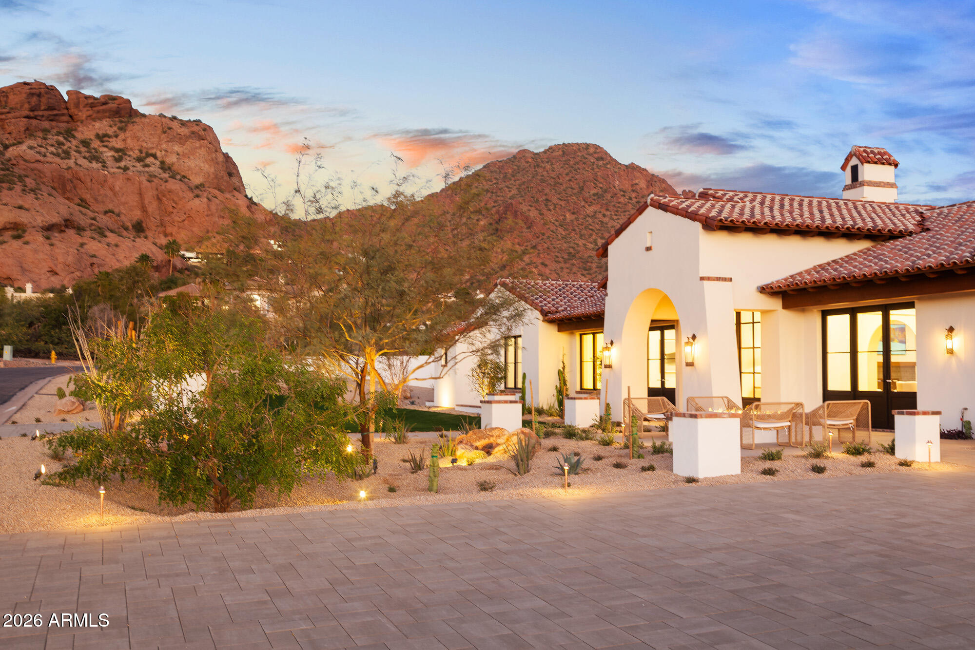 CAMELBACK SIERRA - Residential