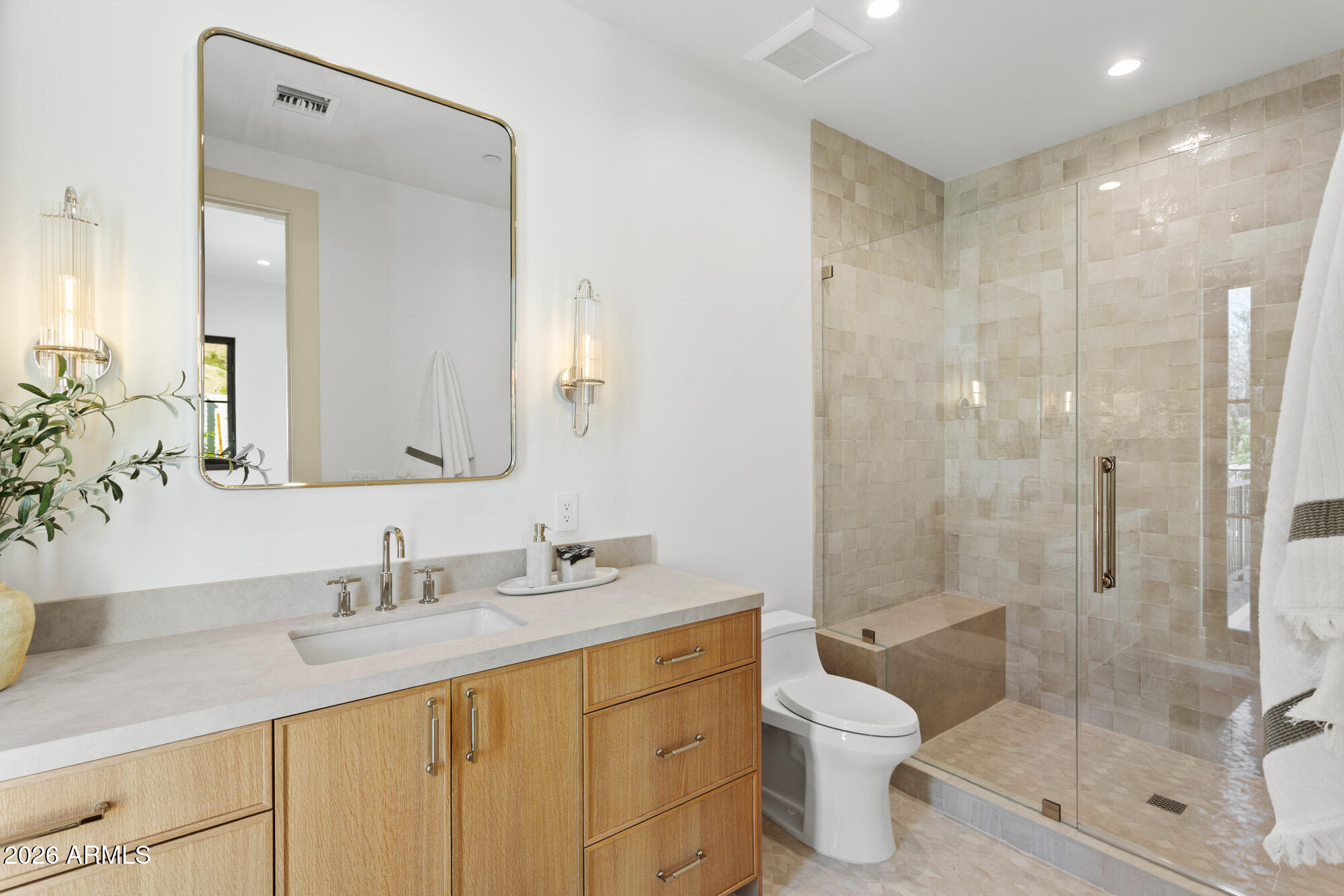 CAMELBACK SIERRA - Residential