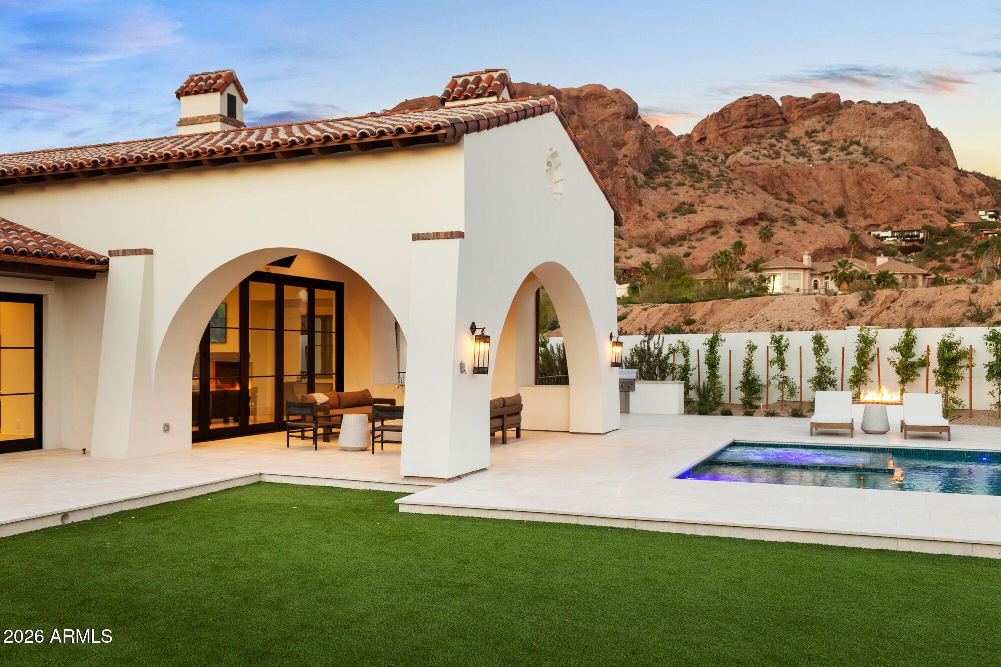 CAMELBACK SIERRA - Residential