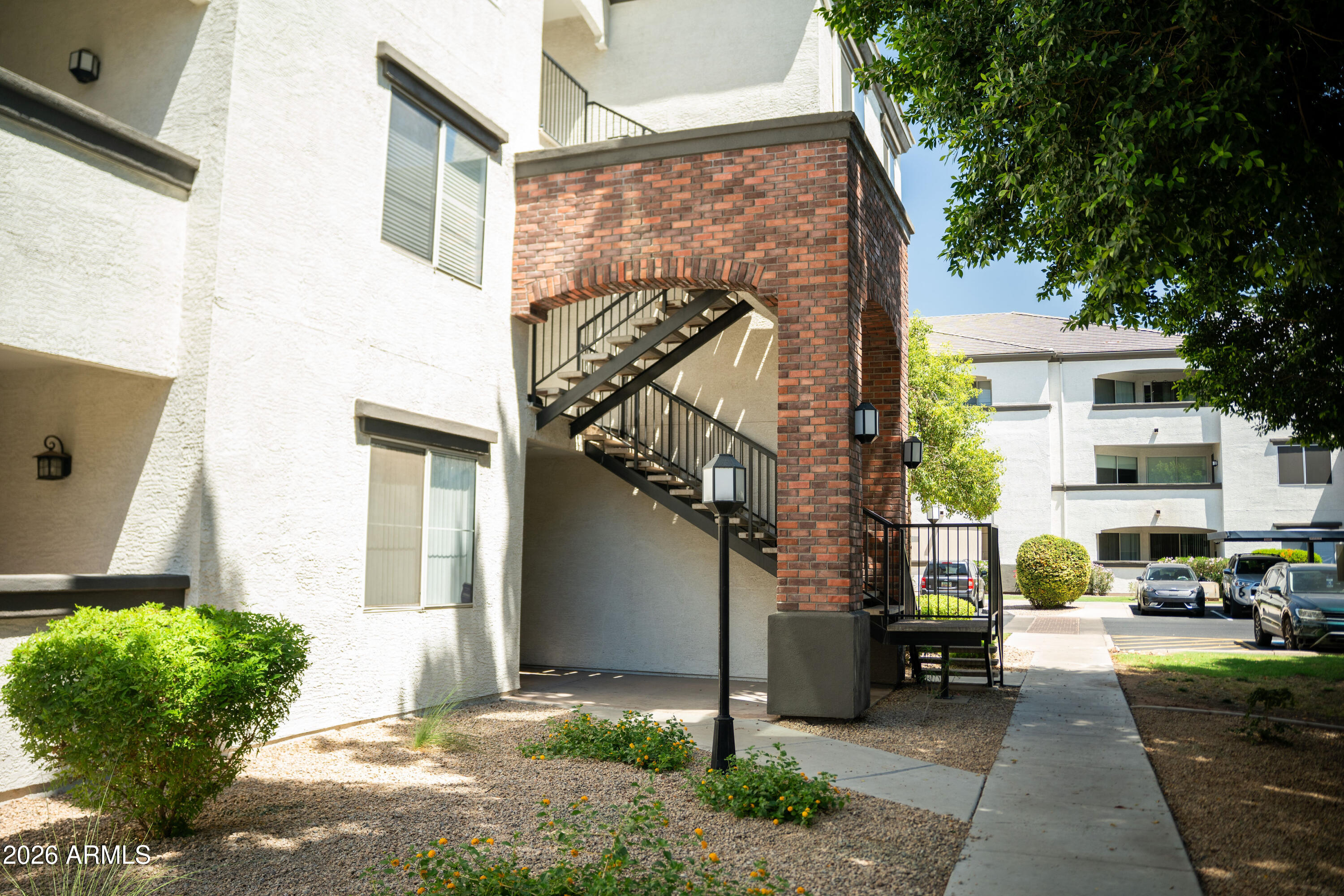 BRICK COMMONS CONDOMINIUM - Residential