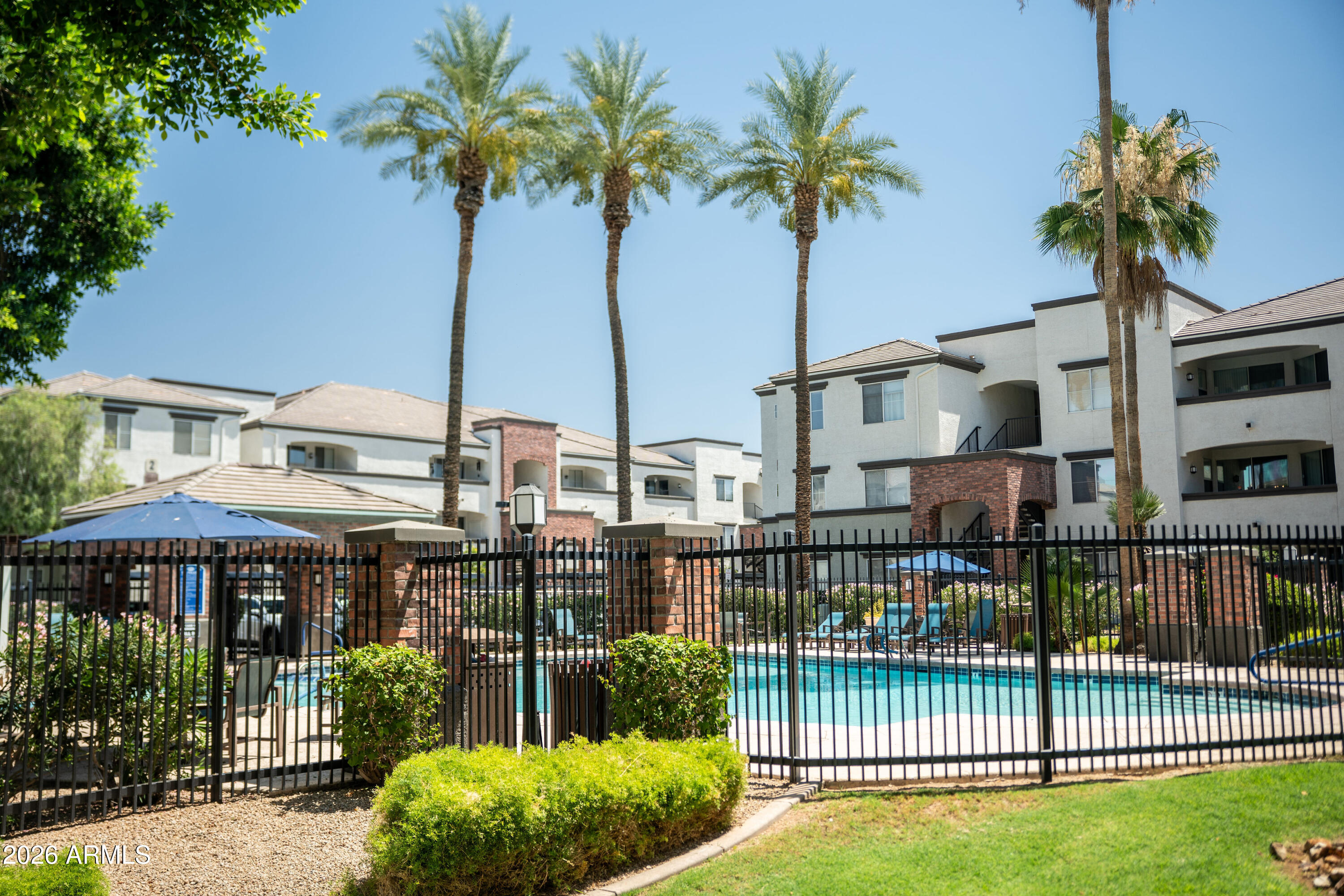 BRICK COMMONS CONDOMINIUM - Residential