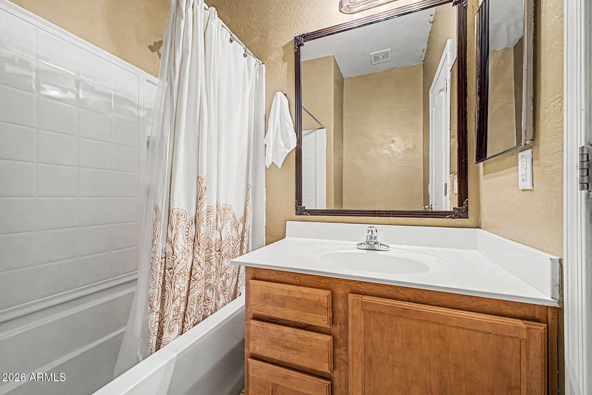 BELL POINTE 1 - Residential