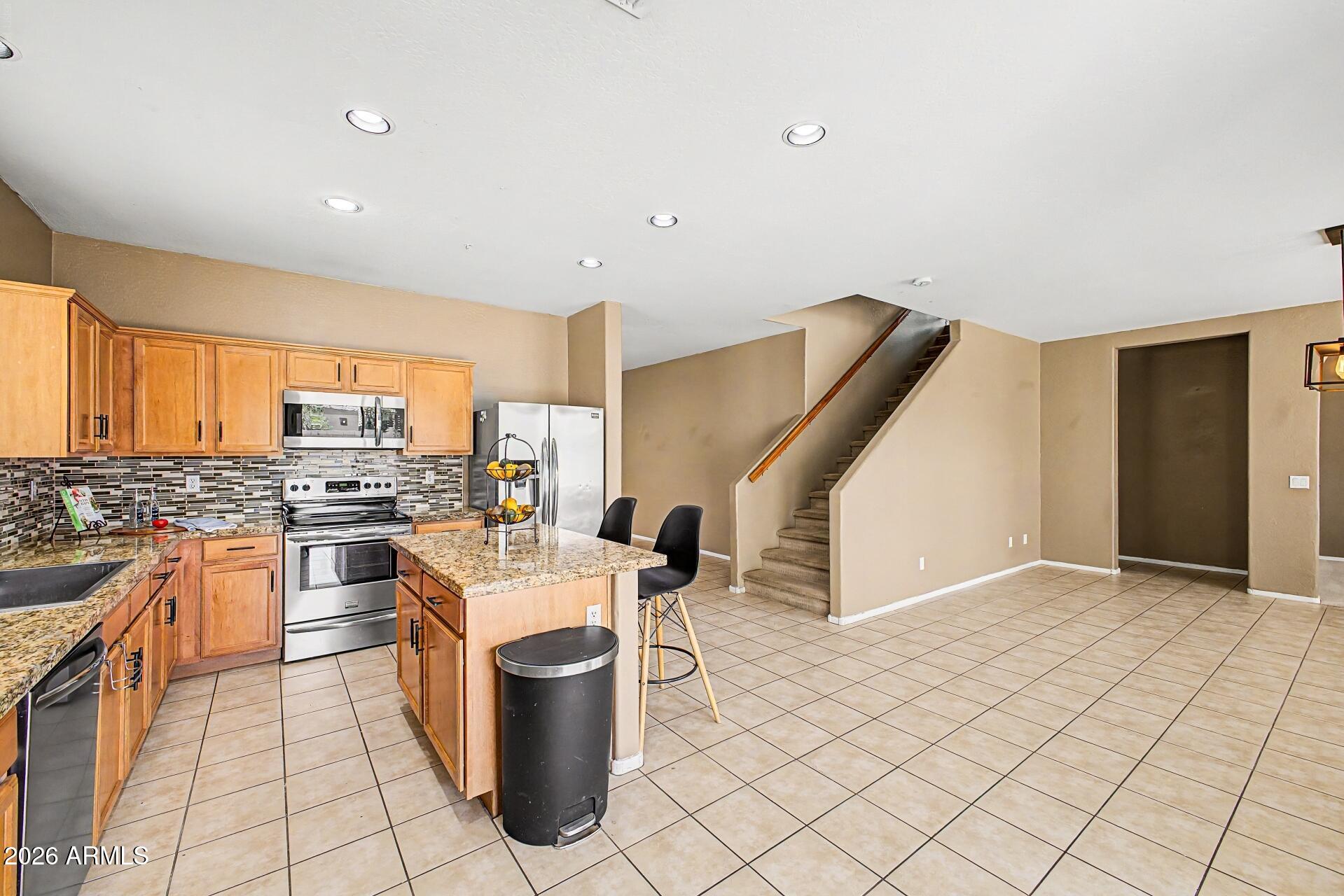 BELL POINTE 1 - Residential