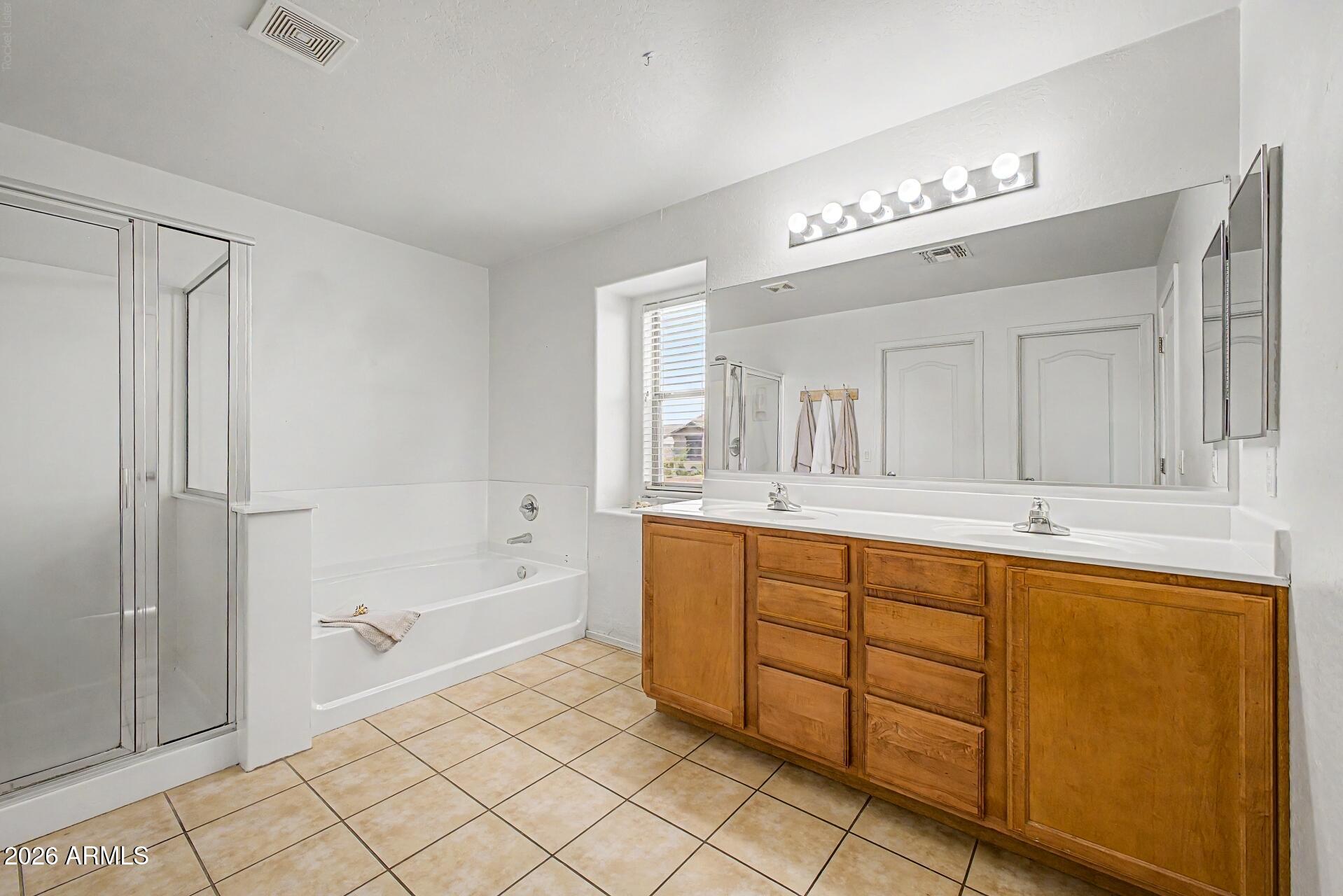 BELL POINTE 1 - Residential