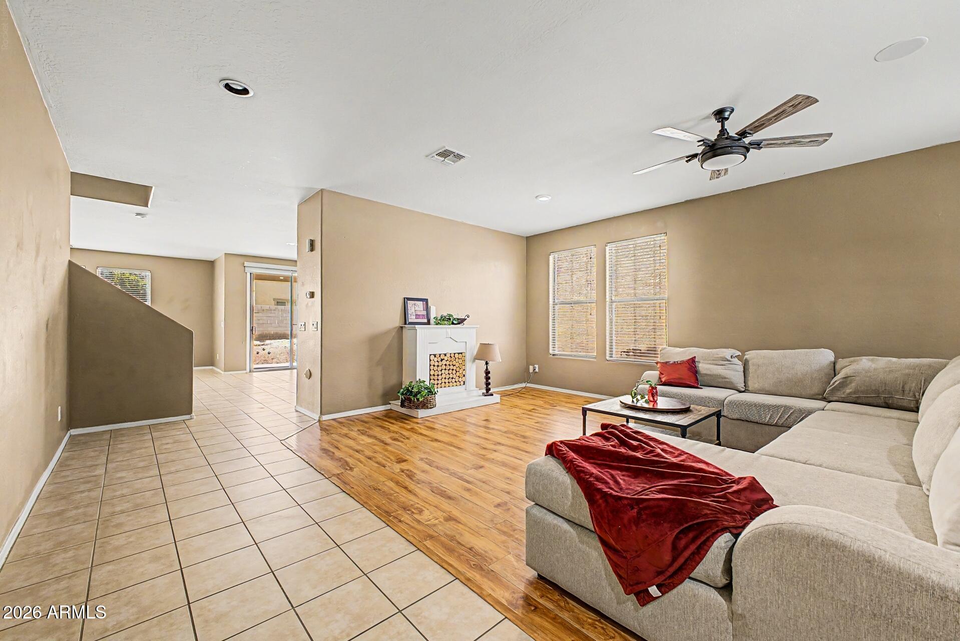 BELL POINTE 1 - Residential