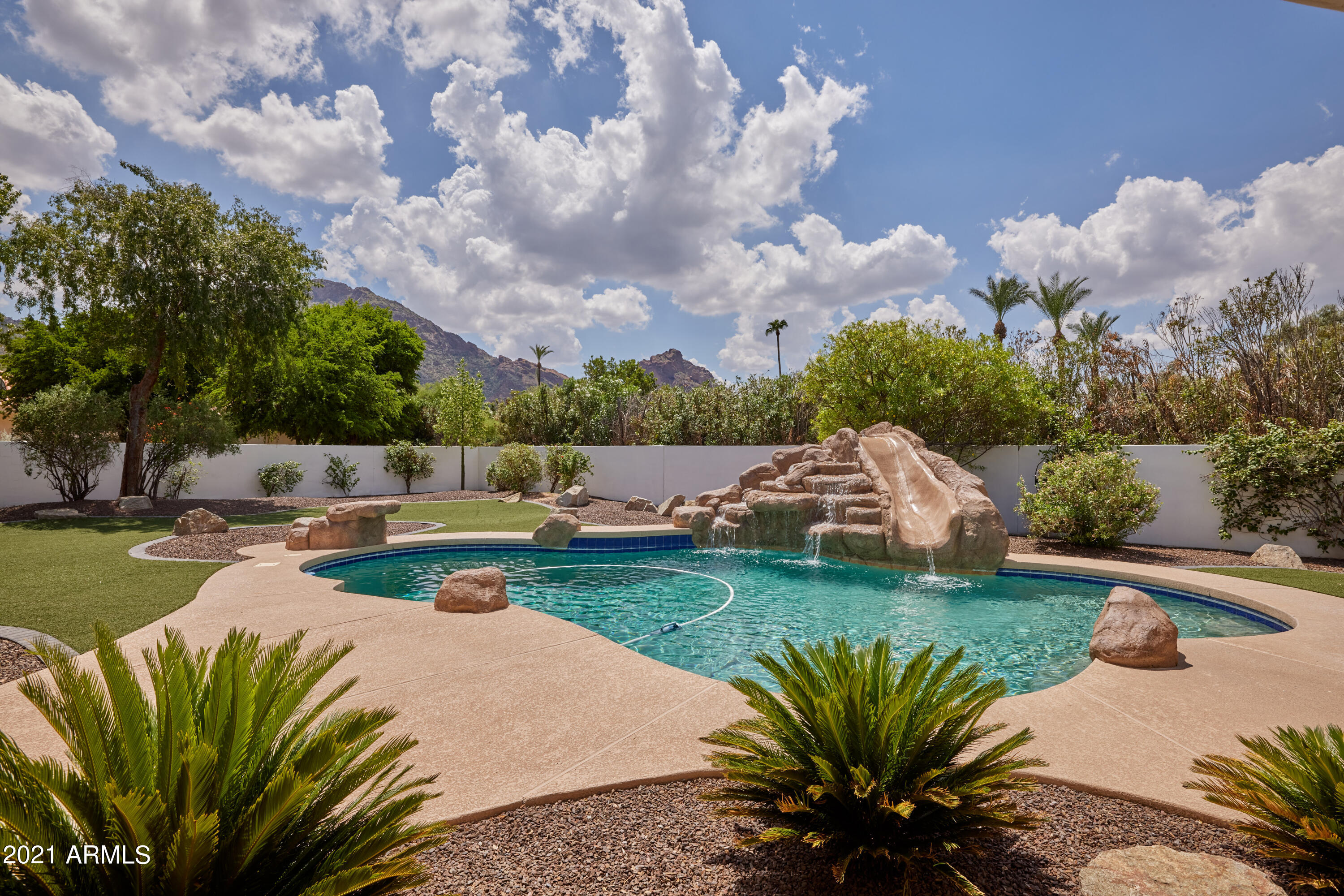 Mountain Shadows Acres - Residential
