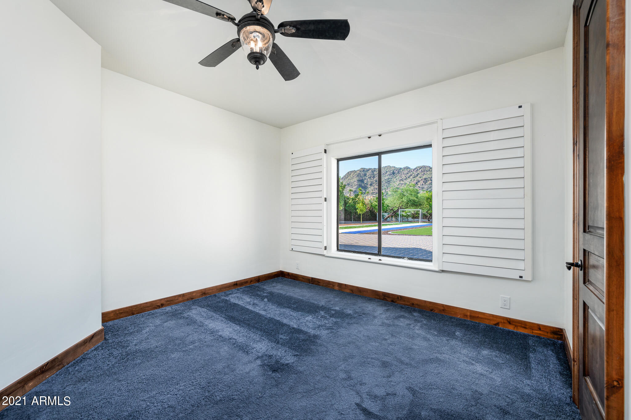 Mountain Shadows Acres - Residential