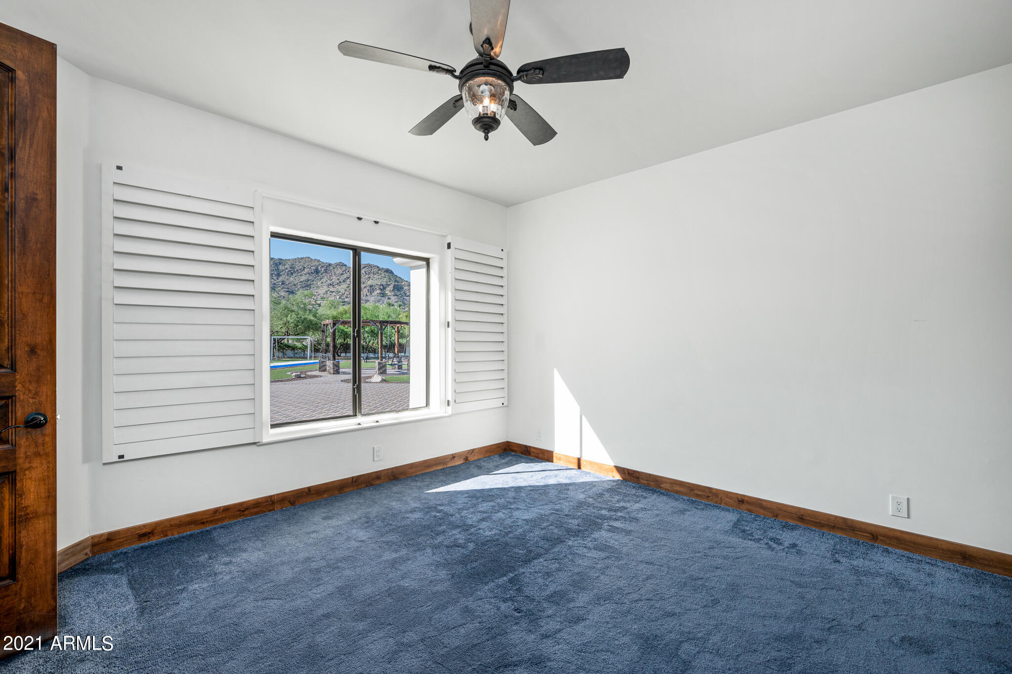 Mountain Shadows Acres - Residential