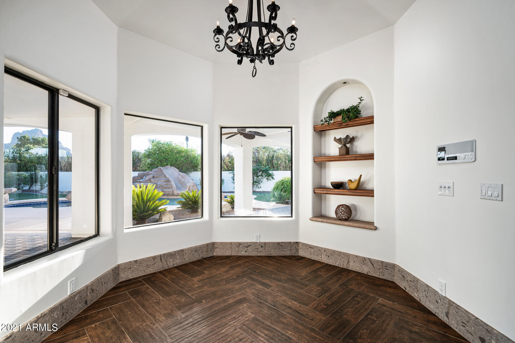 Mountain Shadows Acres - Residential