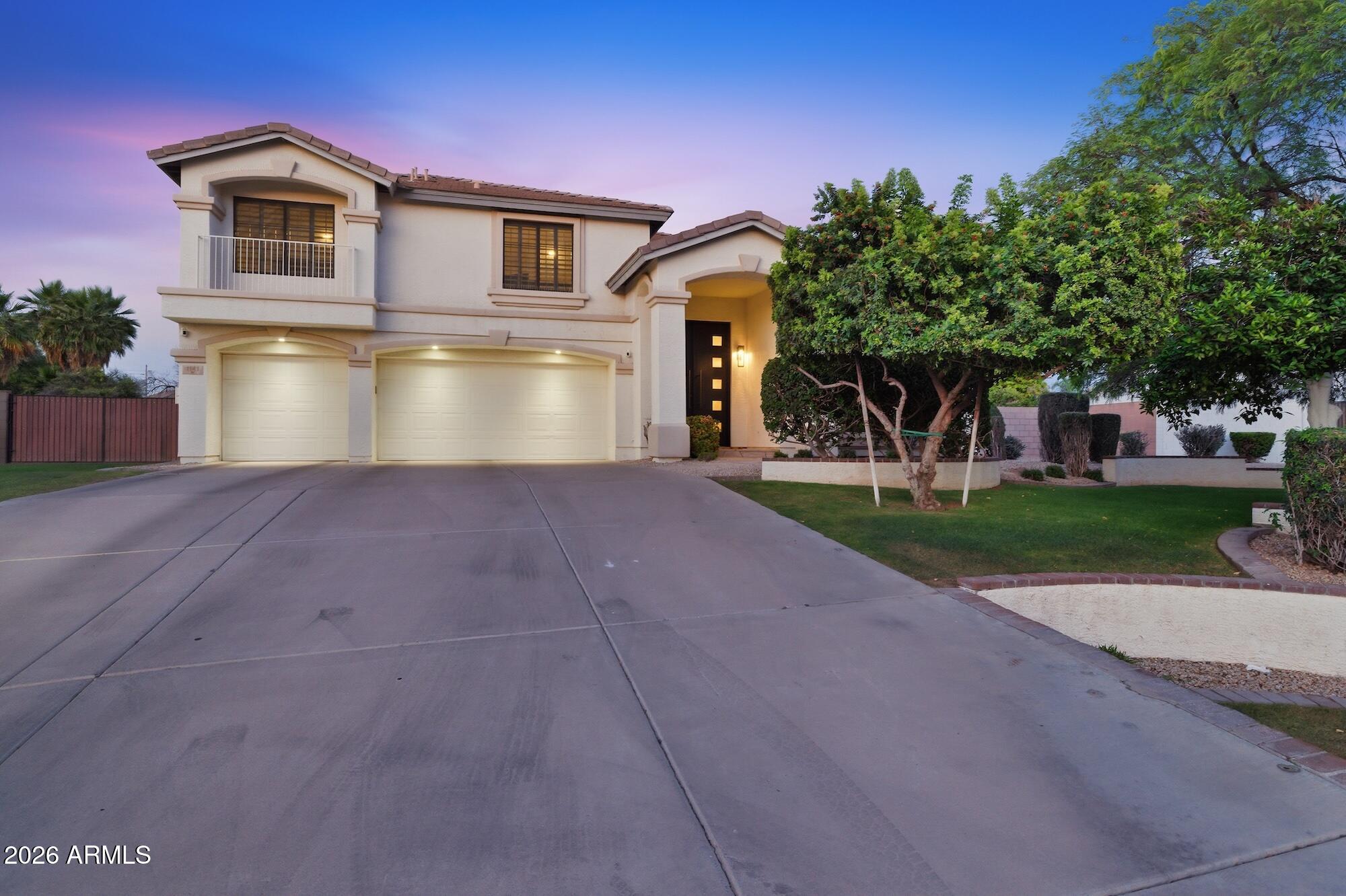 MAHOGANY - Residential
