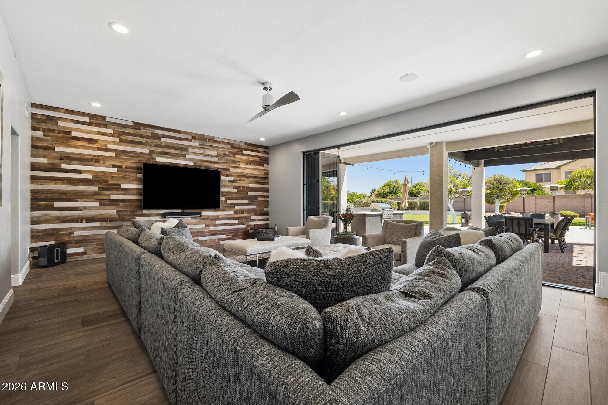 MAHOGANY - Residential