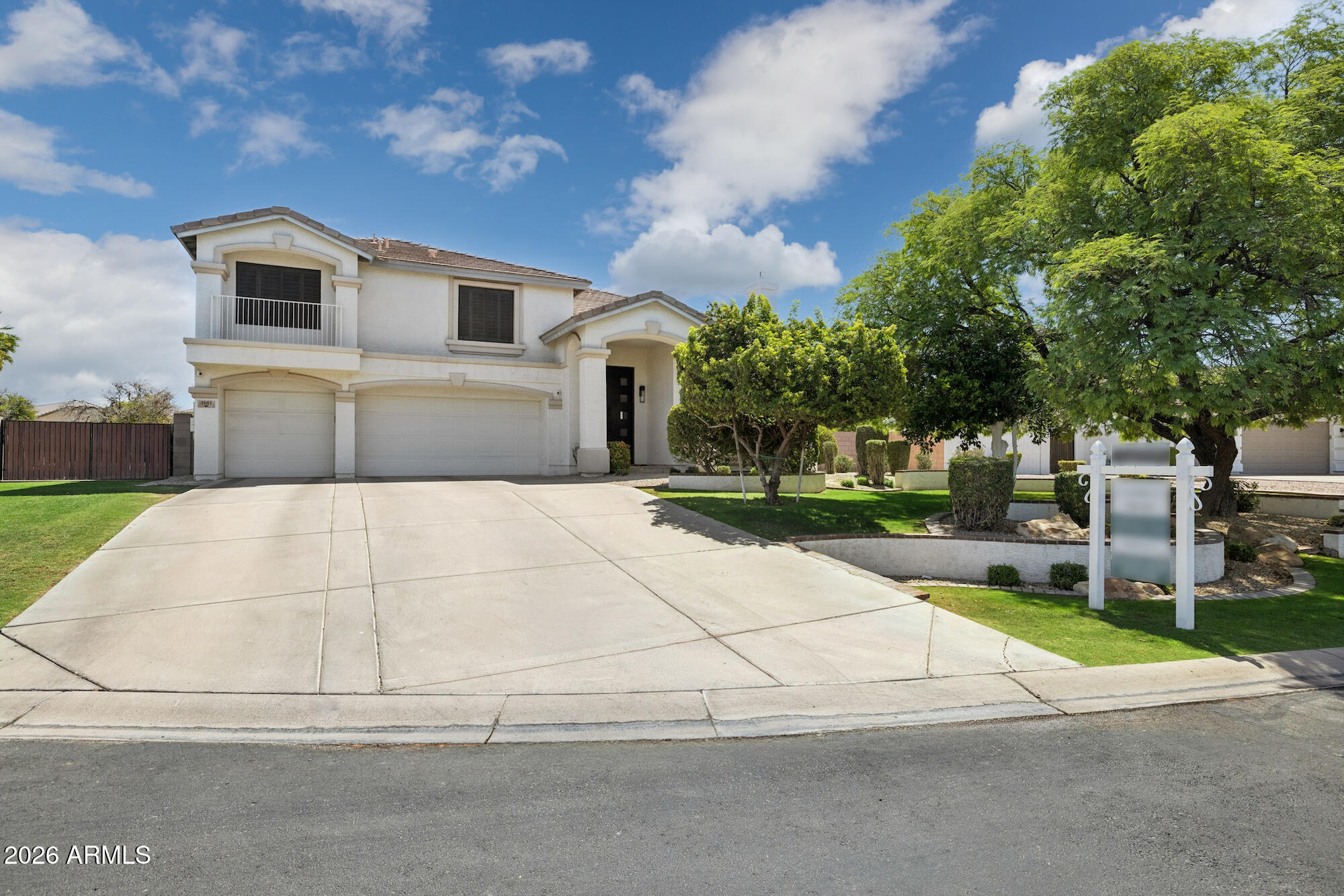 MAHOGANY - Residential