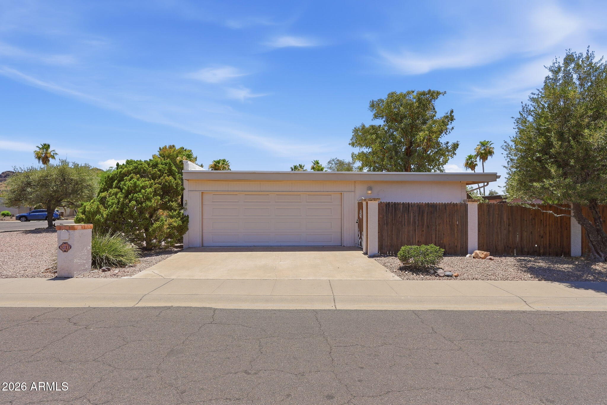 SIERRA BONITA - Residential
