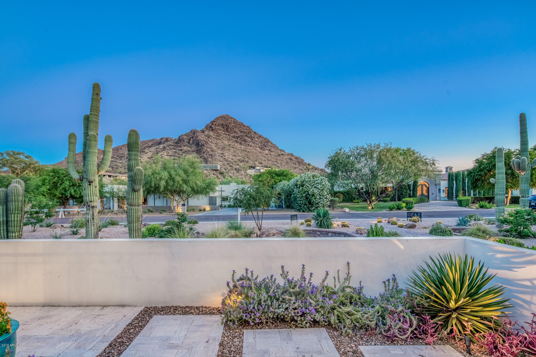 TURQUOISE HILLS - Residential