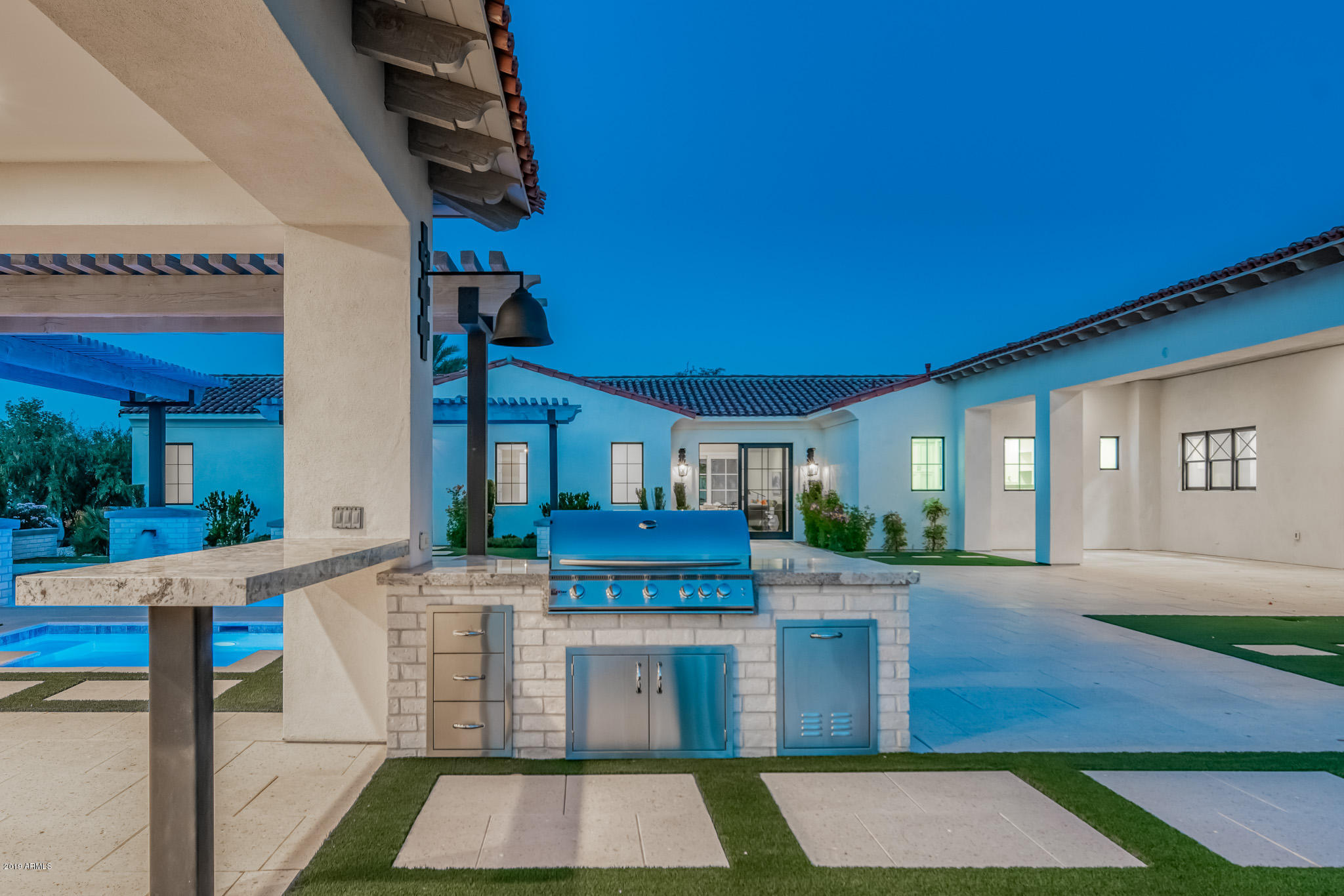 TURQUOISE HILLS - Residential