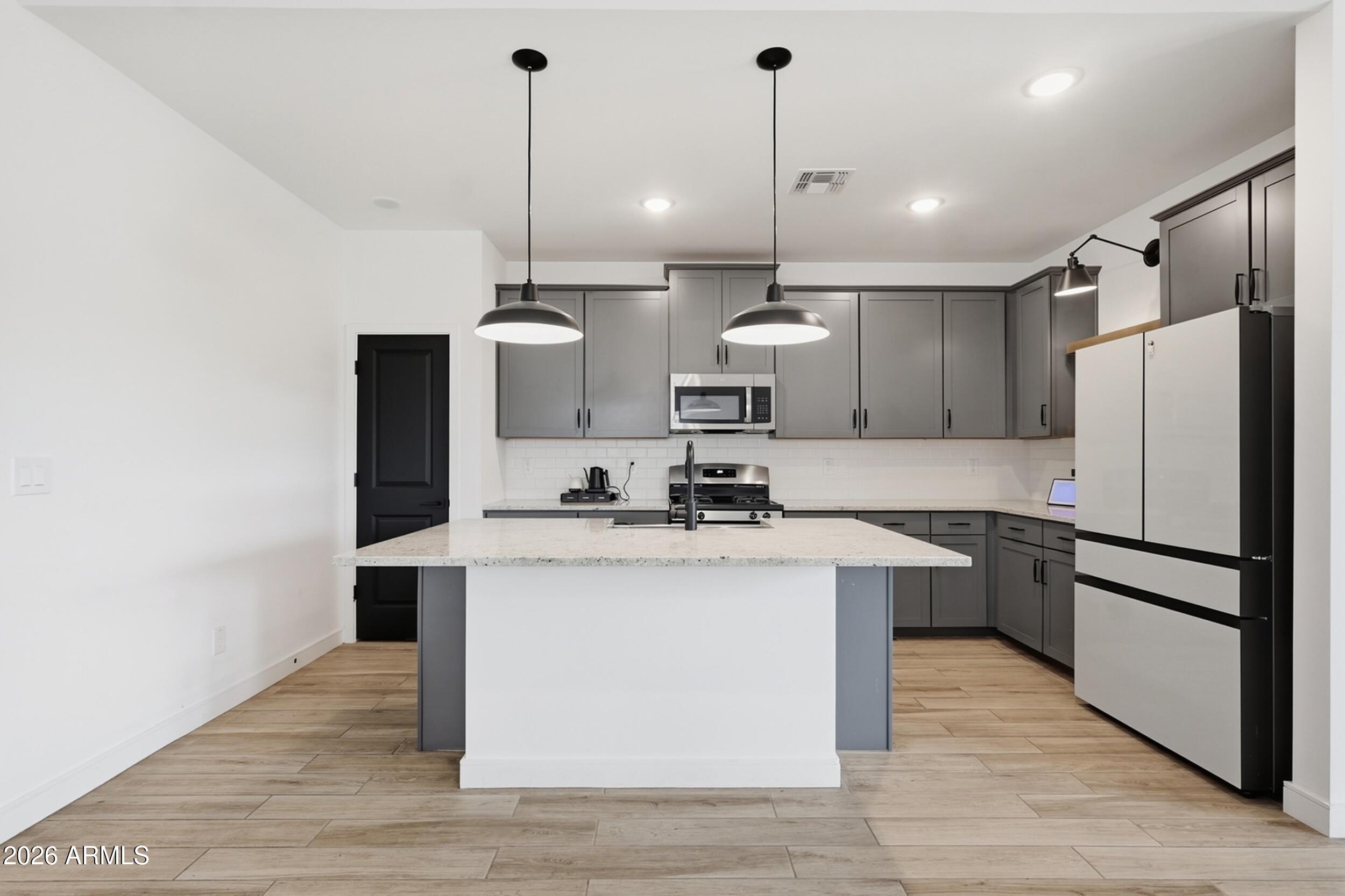 PALERMO AMD - Residential