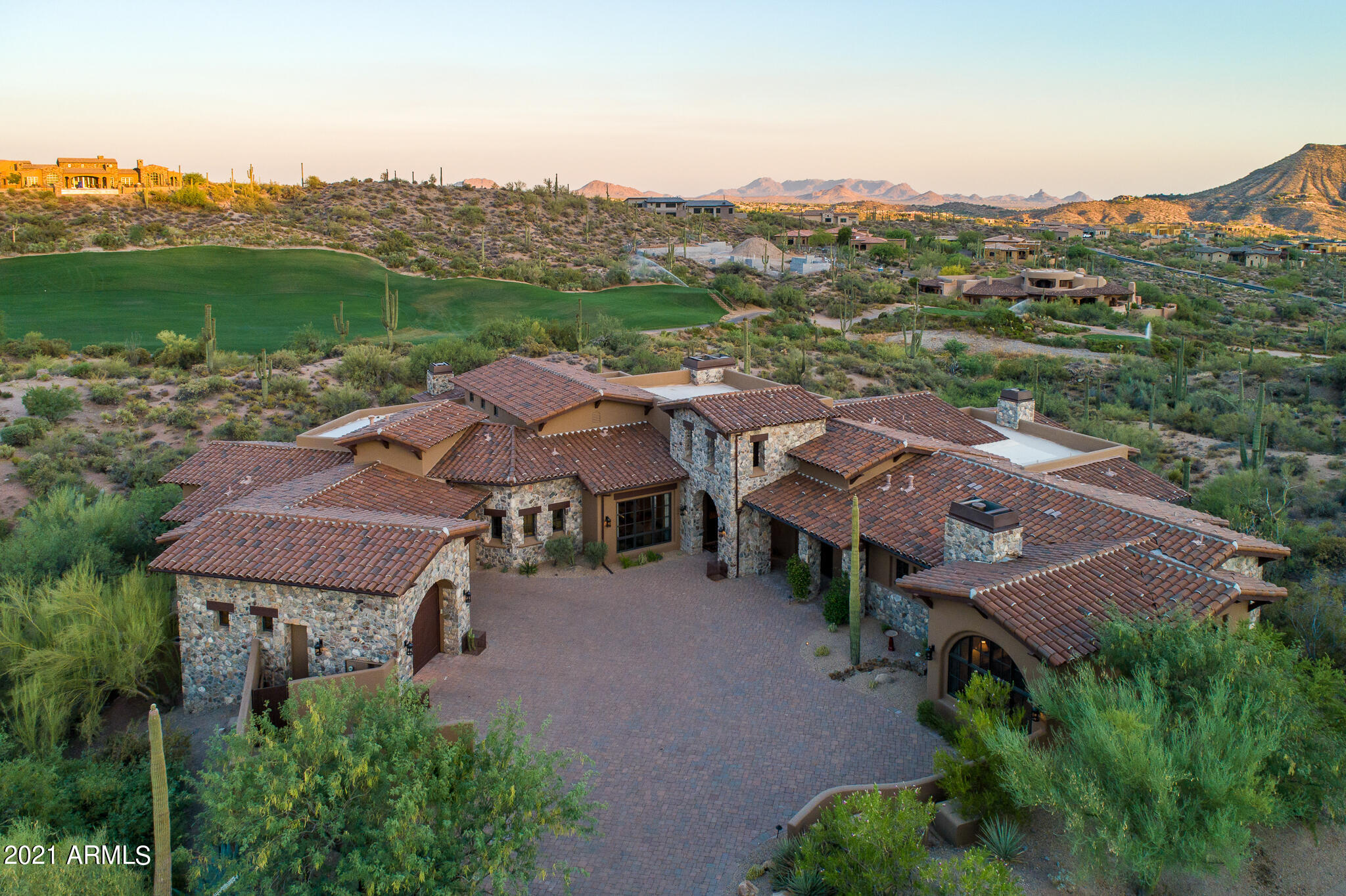 DESERT MOUNTAIN - Residential